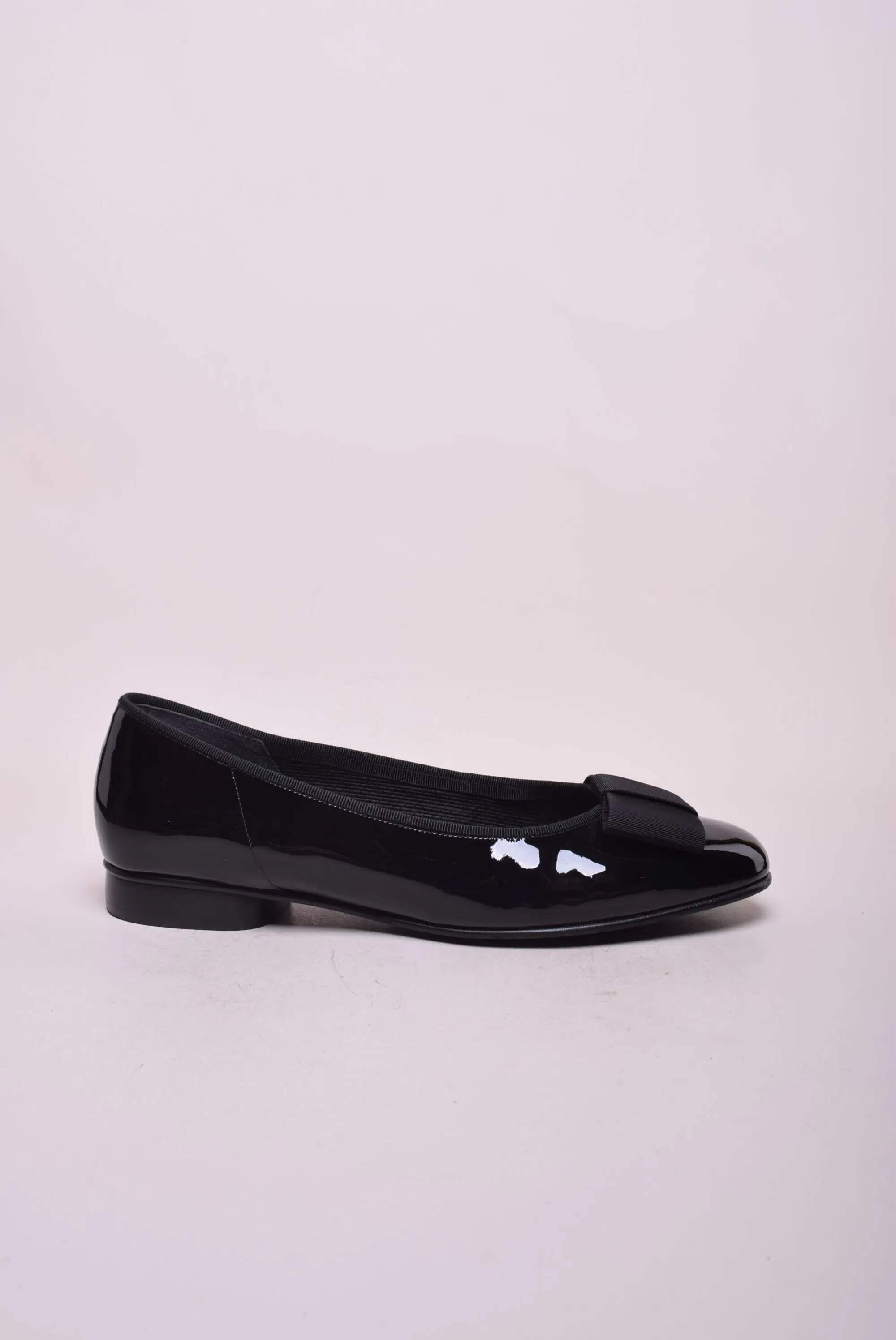 Balerini dama lacuiti [0]