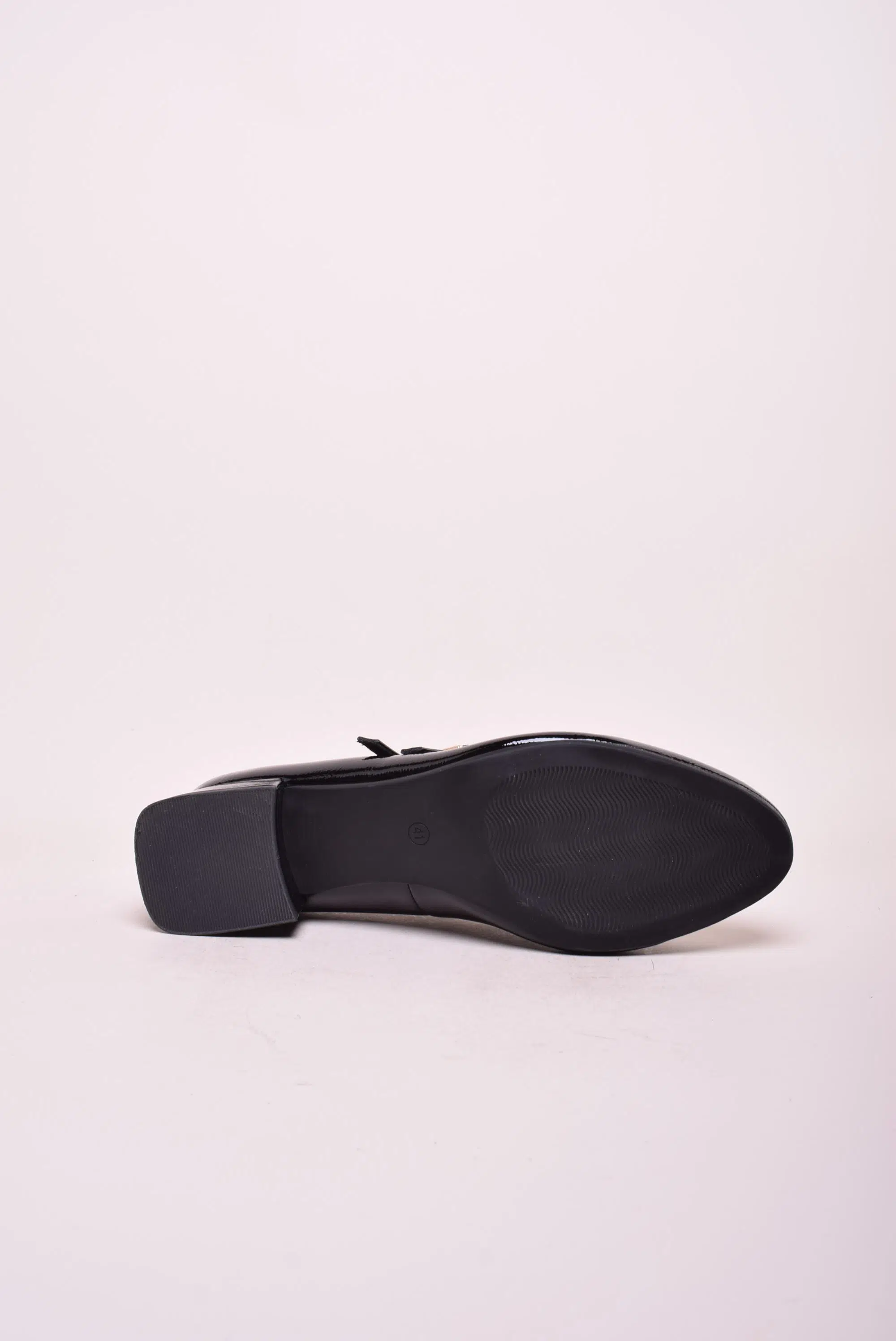 Balerini dama lacuiti, cu toc [1]