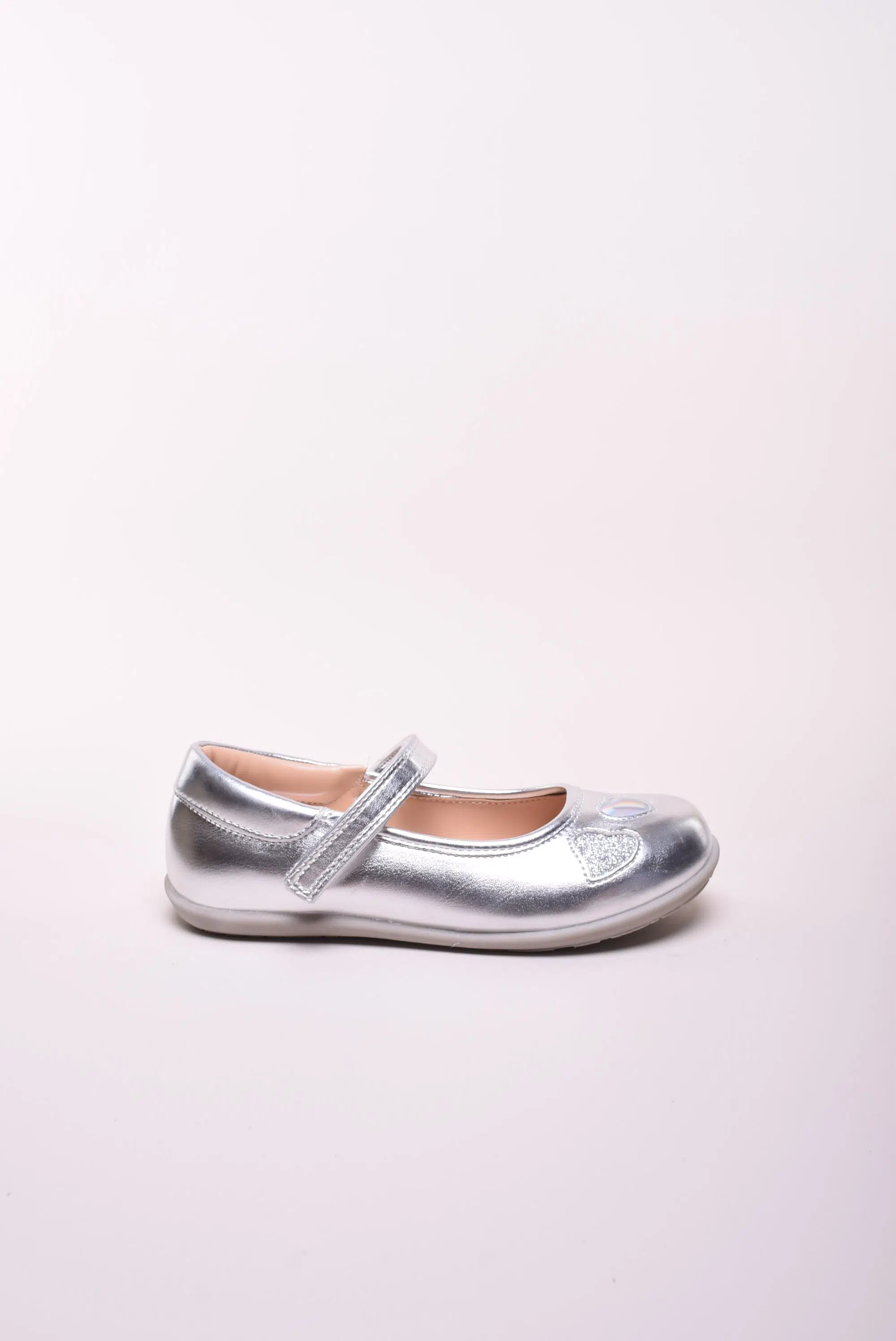 Balerini fete cu inimioare [0]