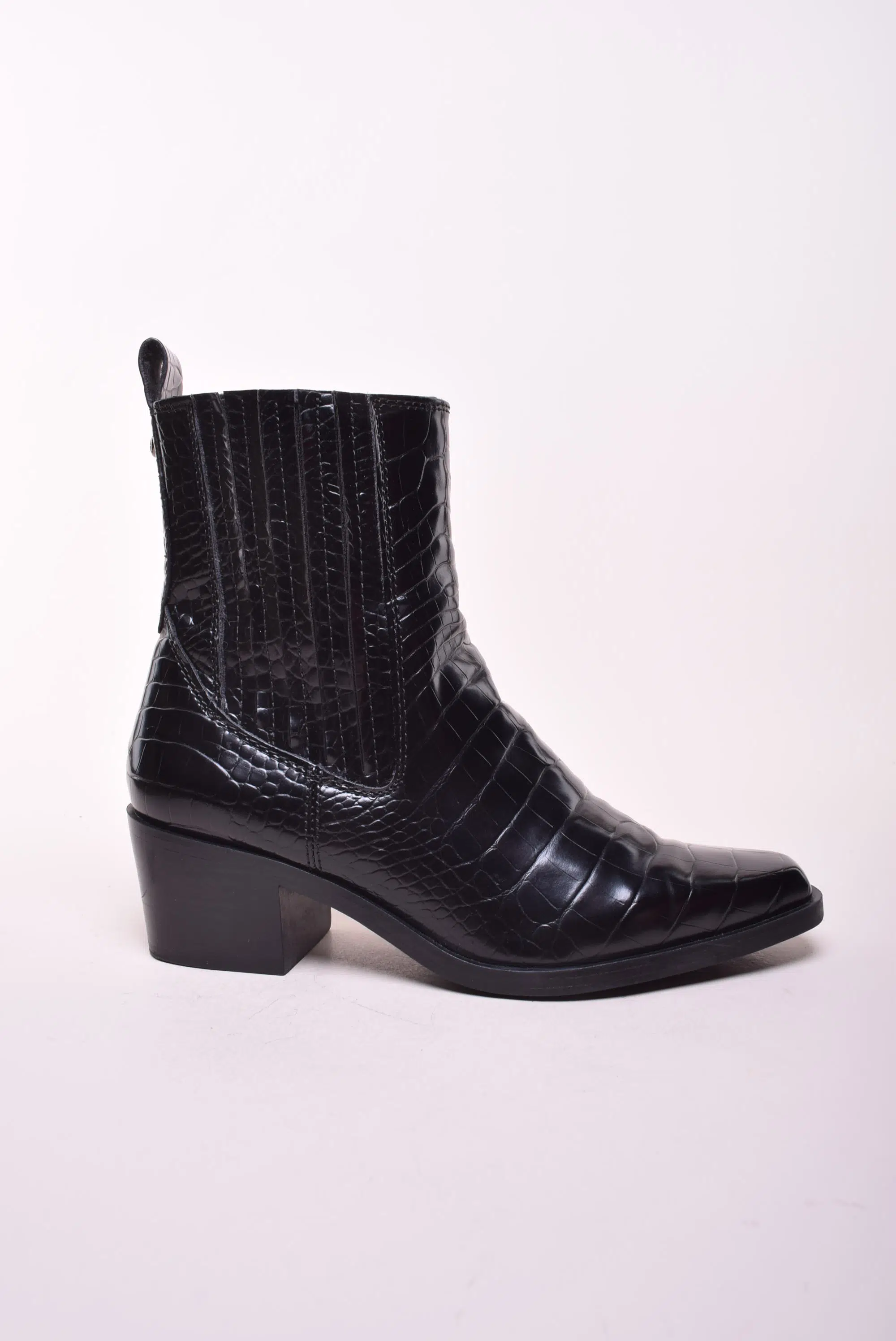 Încălțăminte damă - Cizme scurte dama