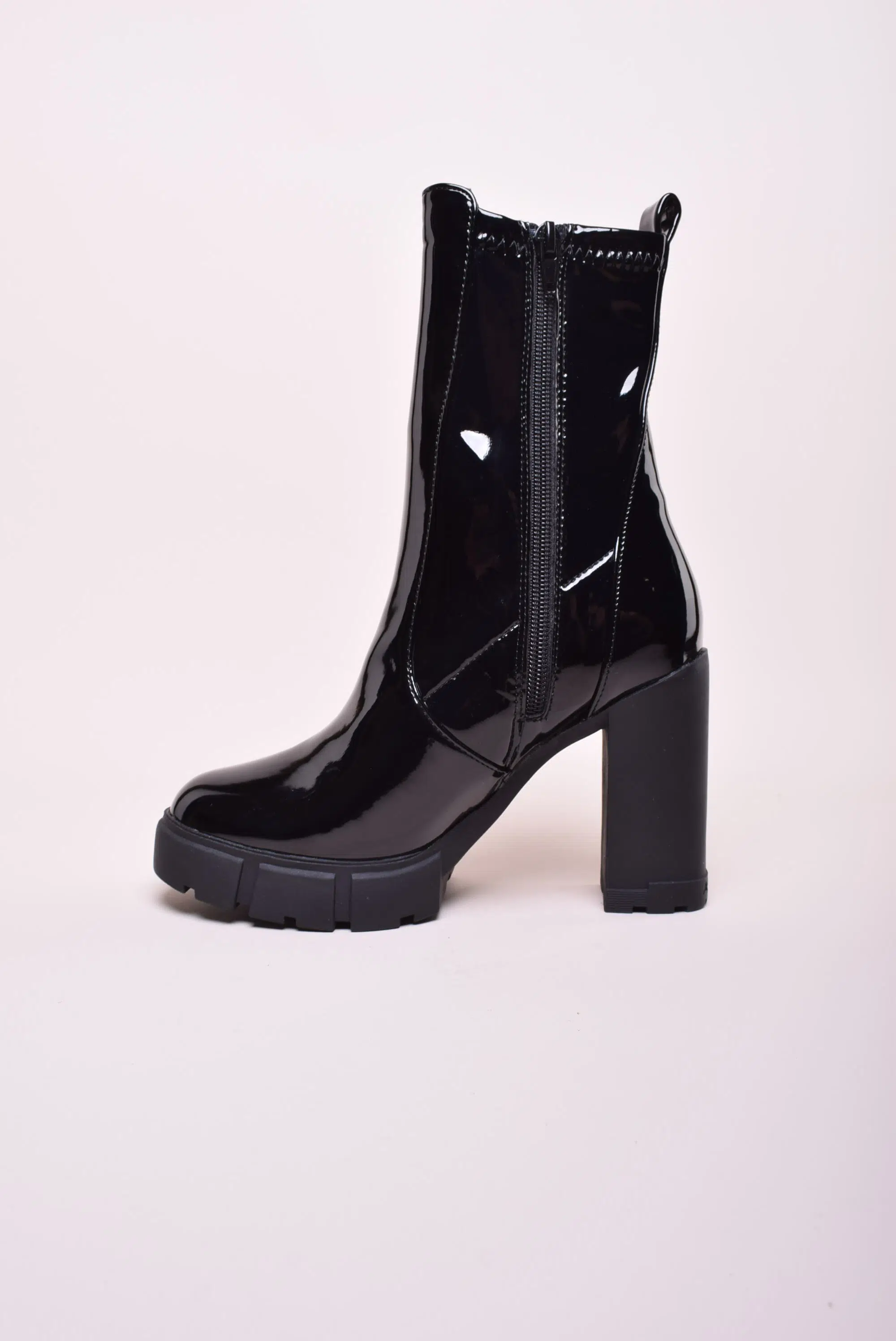 Botine dama cu platforma, lacuite [3]