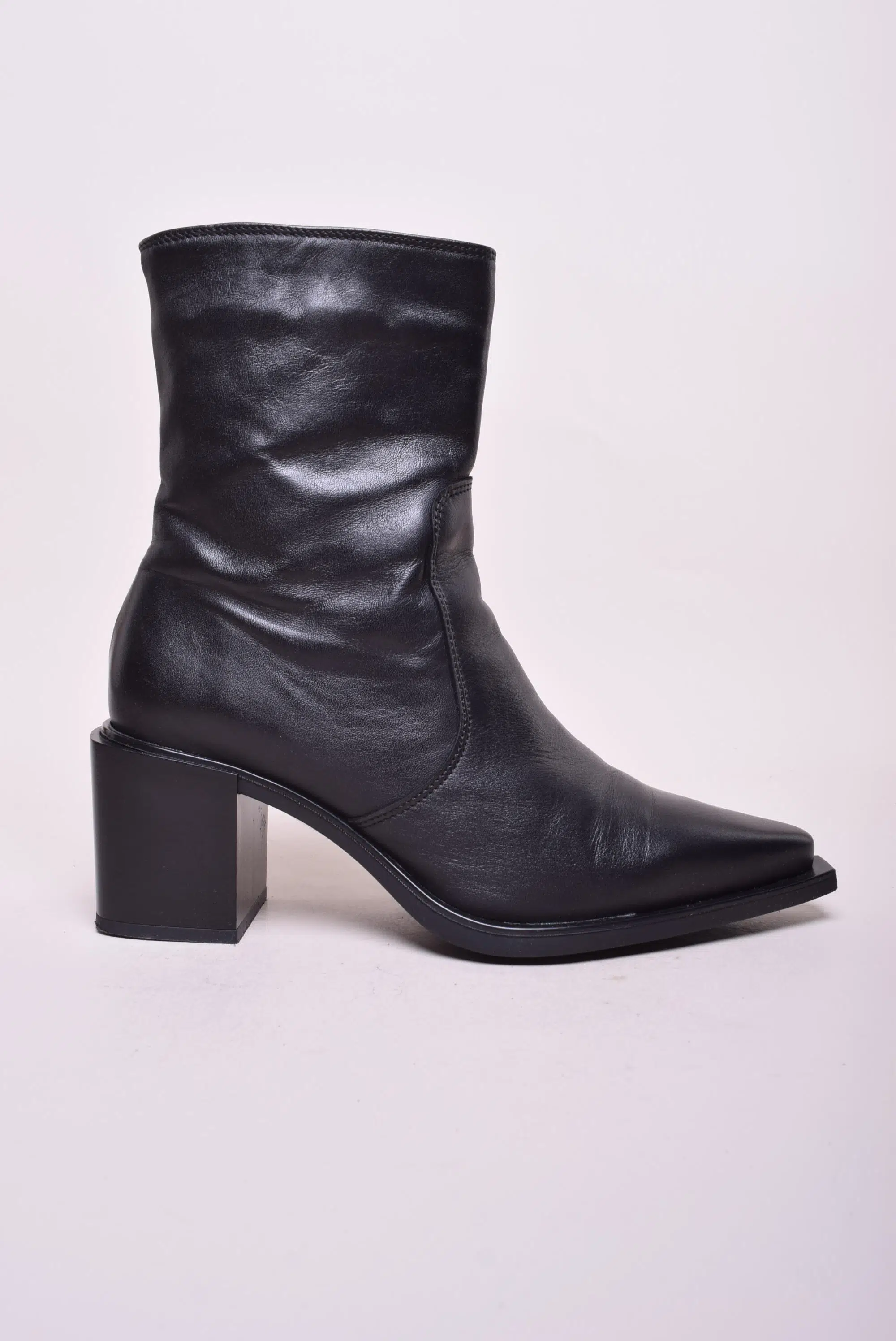 Încălțăminte damă - Cizme scurte dama 