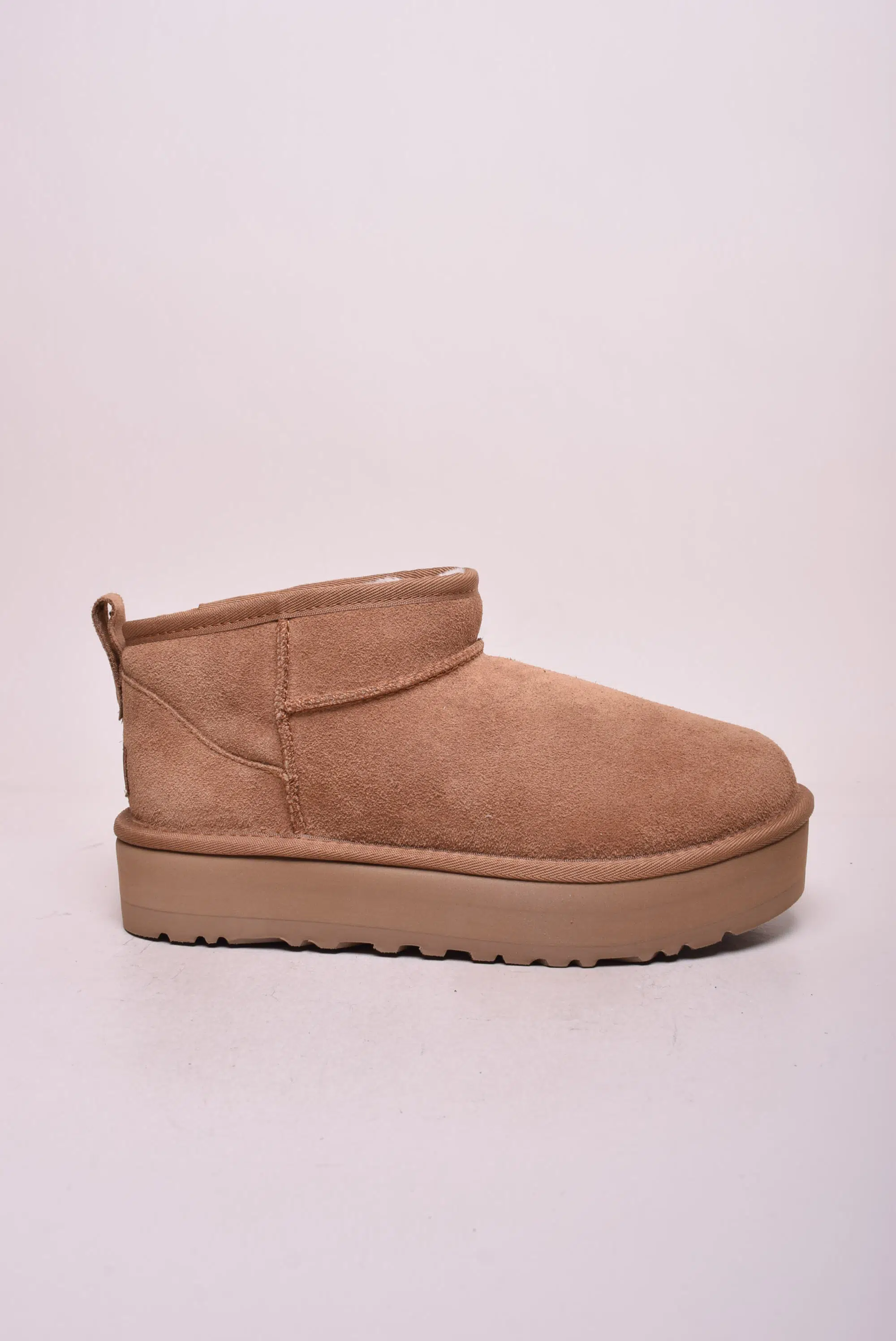 Cizme scurte dama Classic Ultra Mini Platform [0]