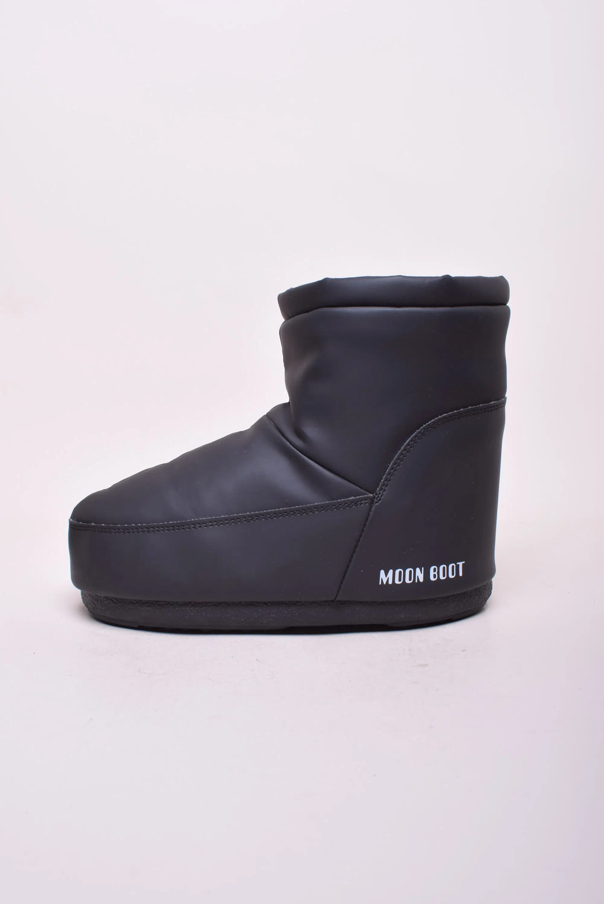 Cizme scurte dama MB Icon Low Nolace Rubber [3]