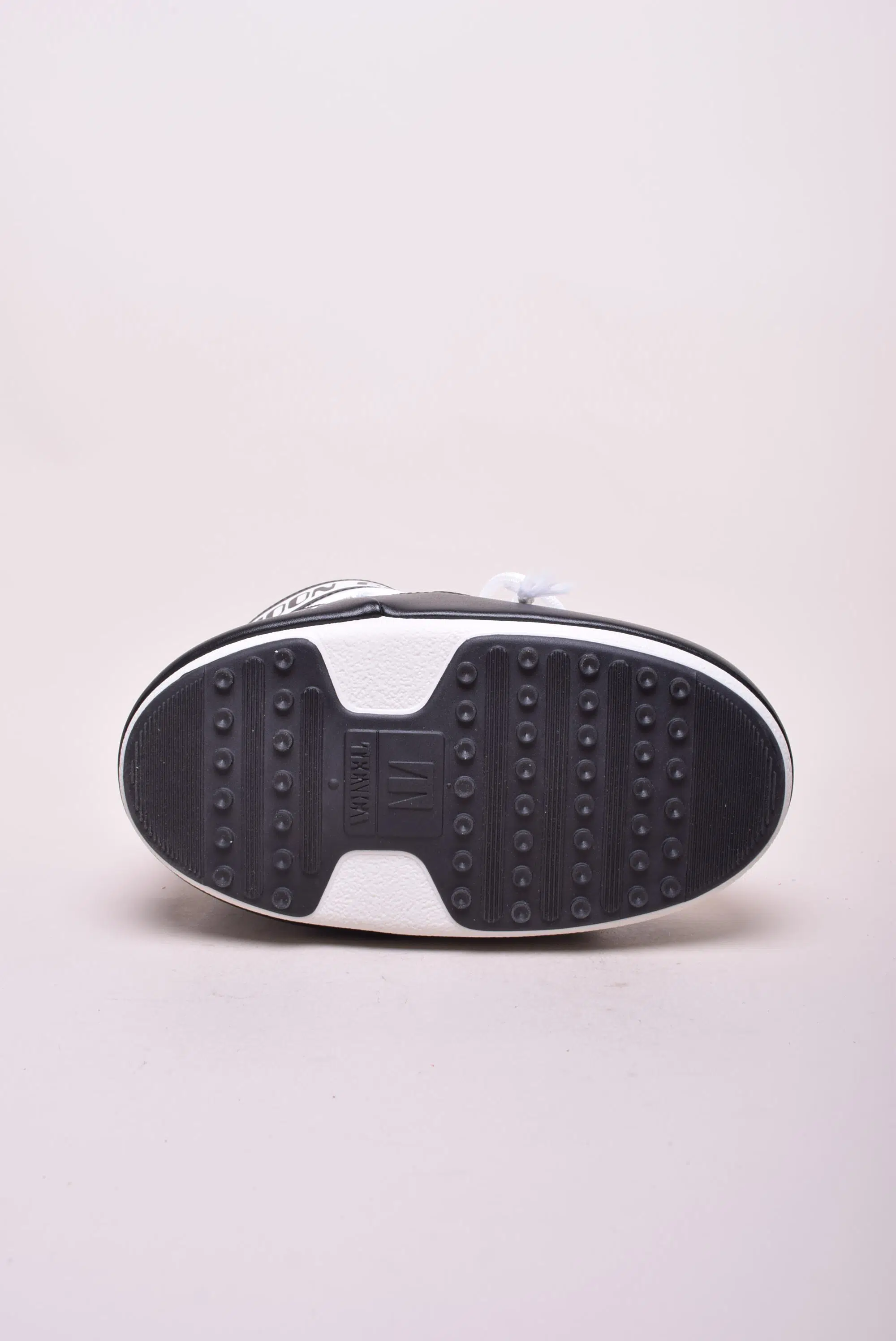 Cizme scurte dama MB Icon Low Nylon [1]