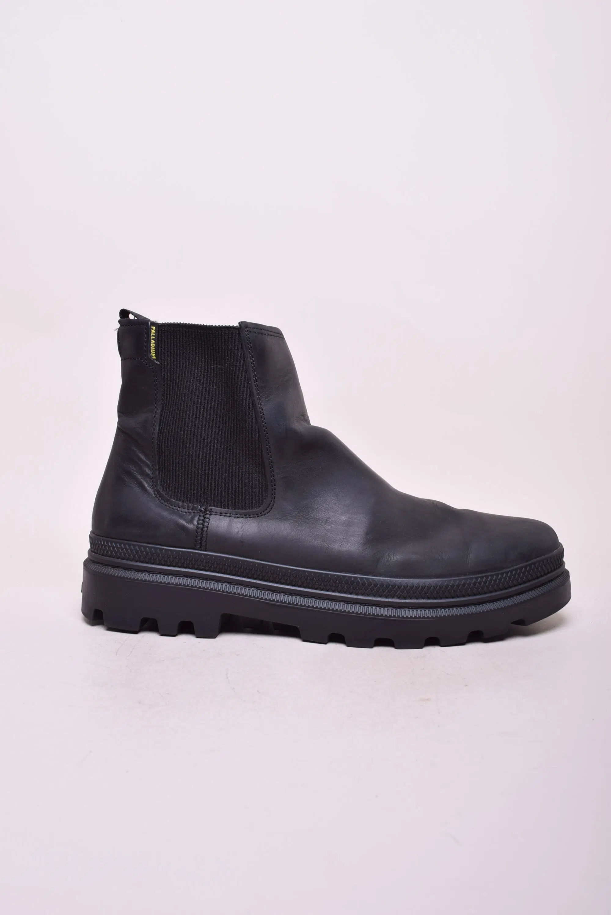 Second Hand - Ghete barbati