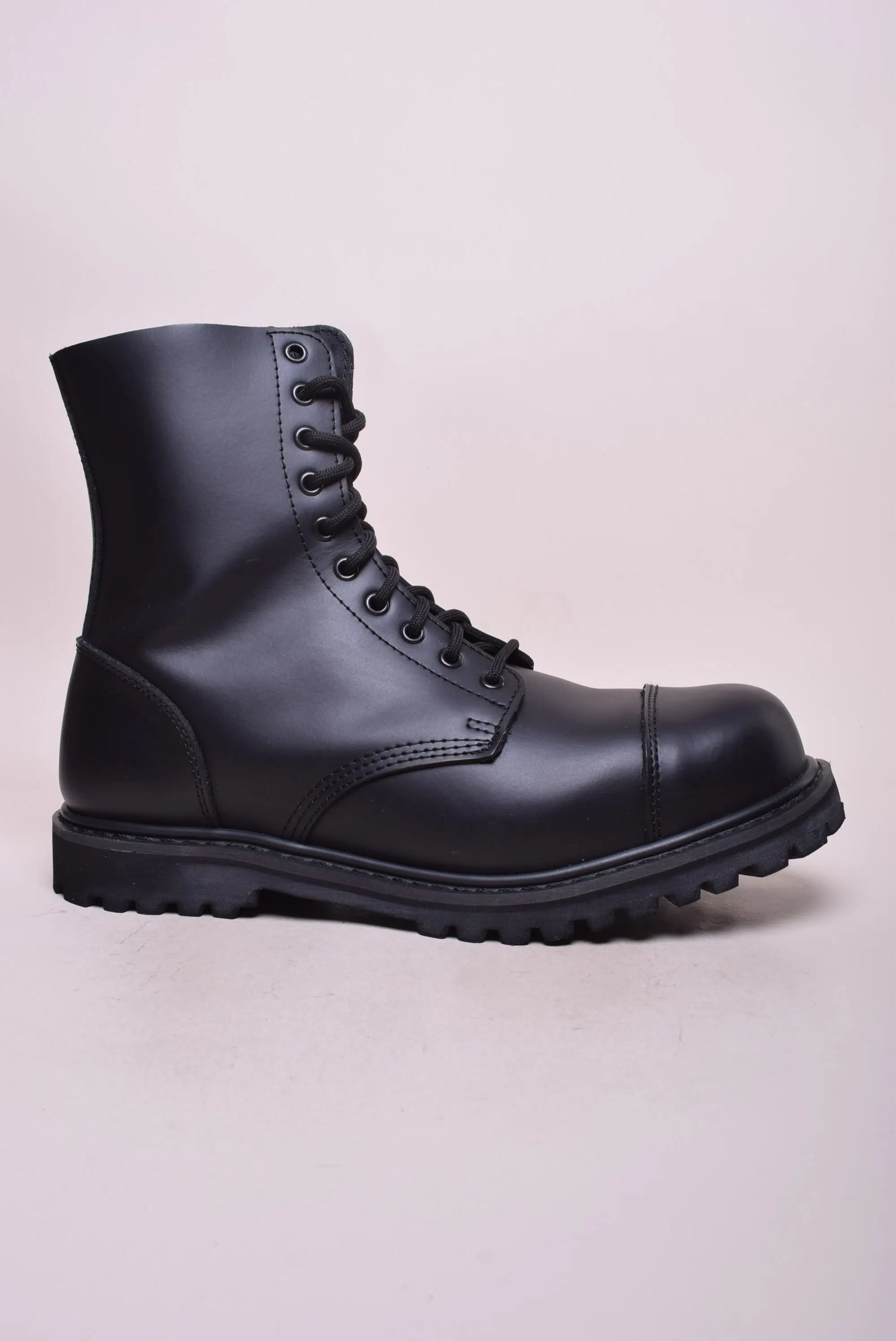 Ghete barbati de lucru, cu bombeu metalic