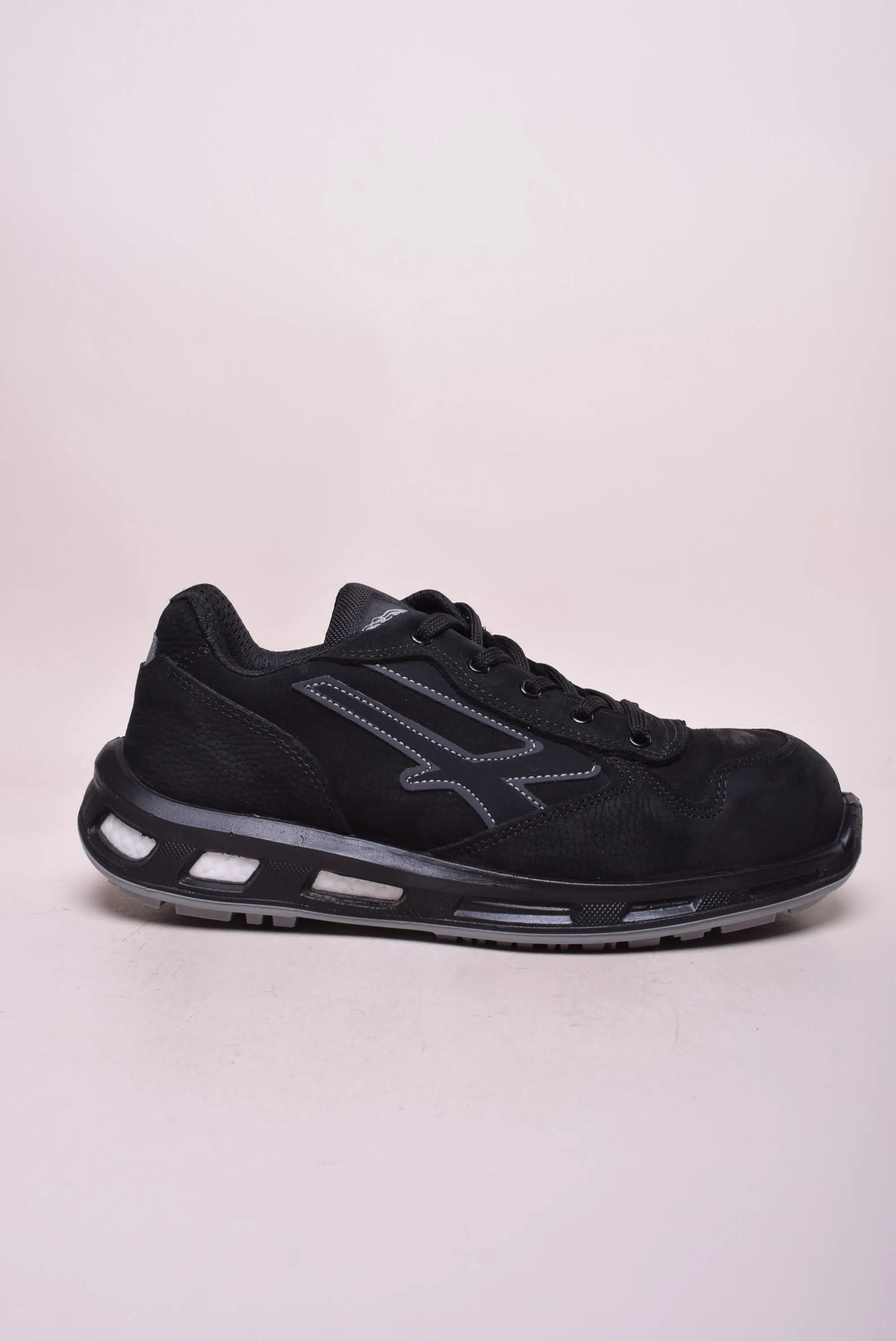 Produse încărcate recent - Ghete barbati de lucru, cu bombeu metalic