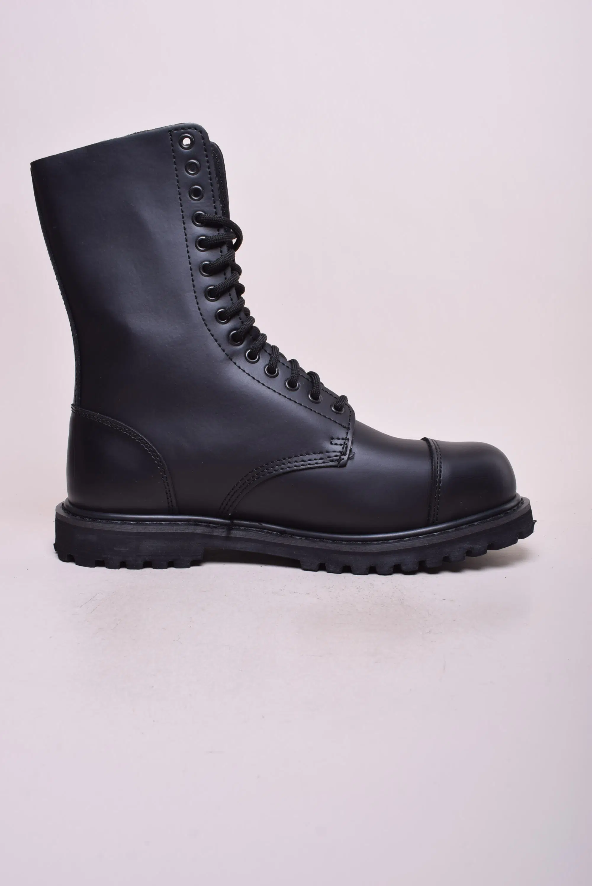 Ghete barbati de protectie, cu bombeu metalic [3]