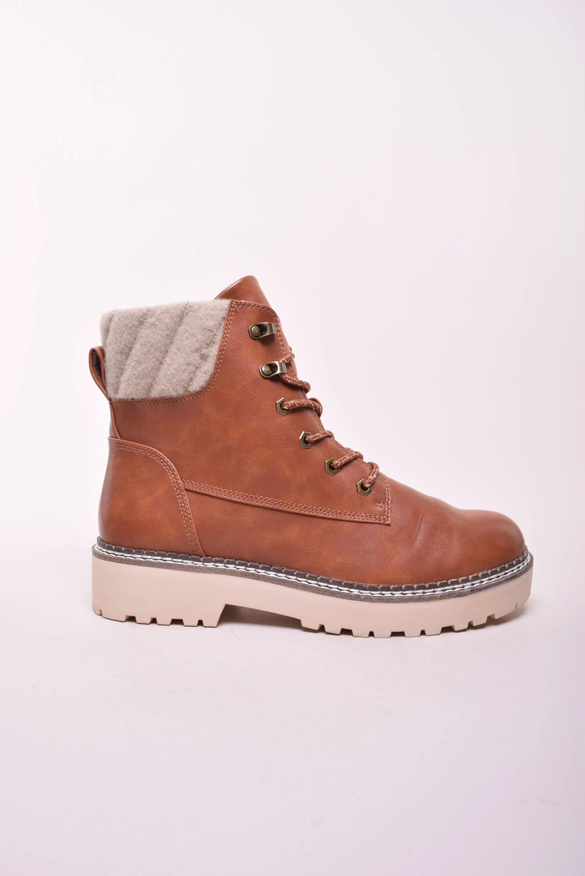 Ghete dama captusite