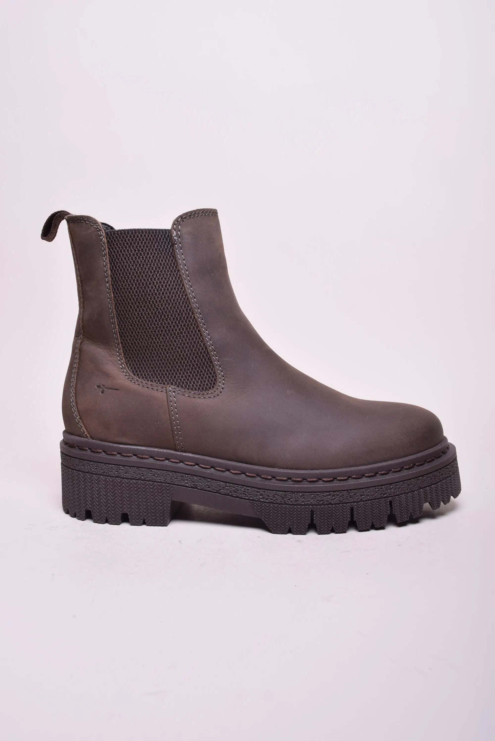 OUTLET - Ghete dama captusite, cu platforma