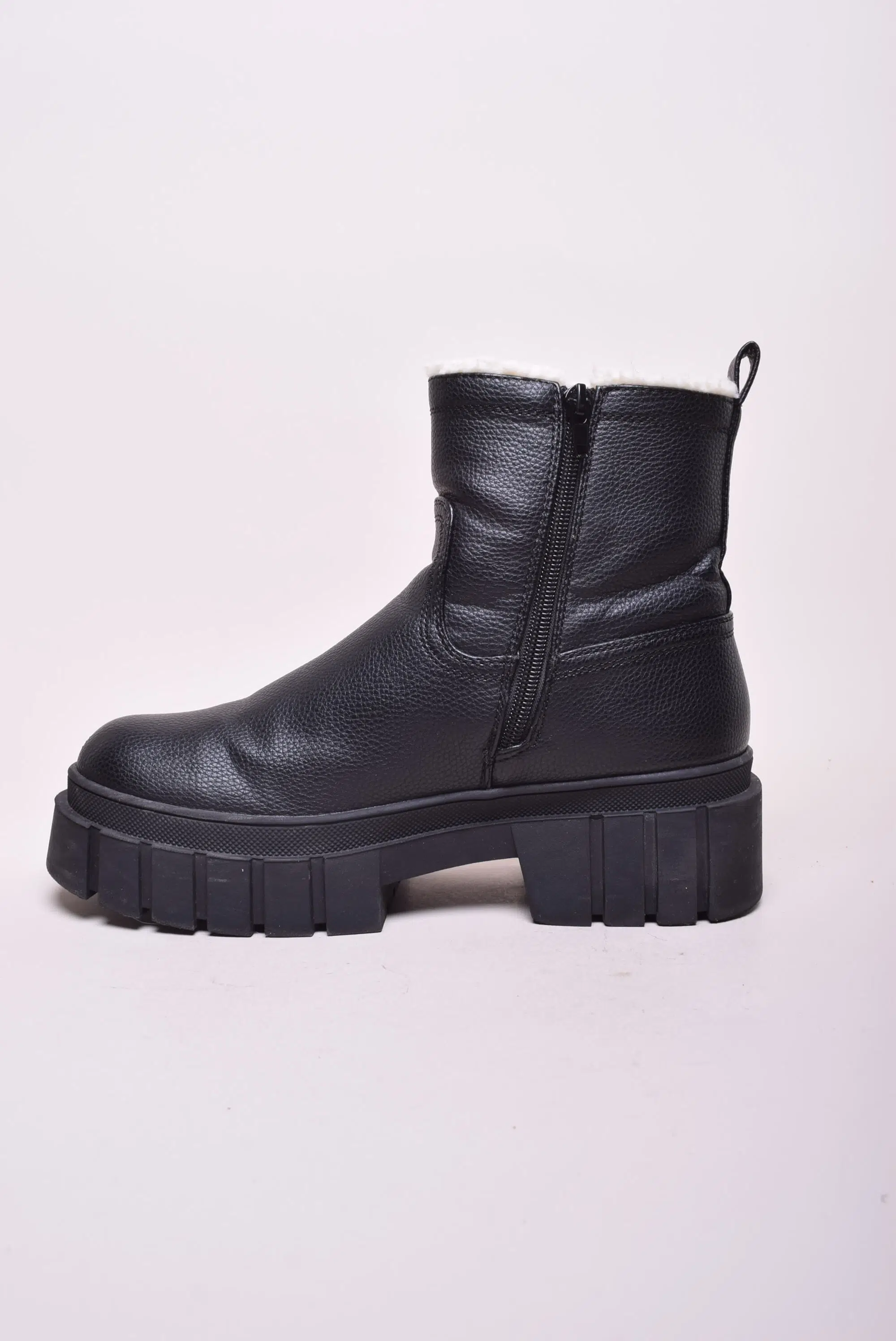 Ghete dama captusite, cu platforma [3]