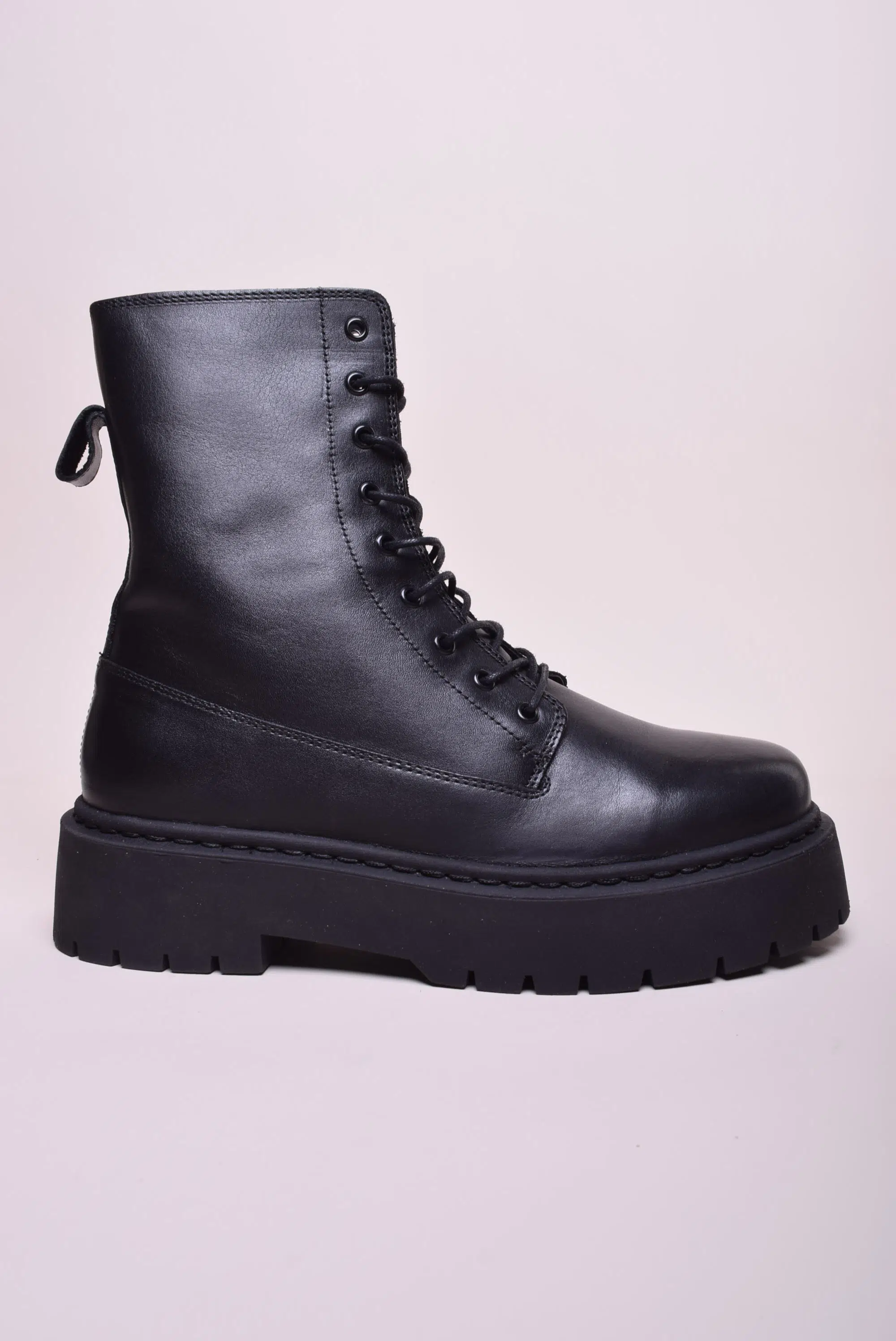 Ghete dama cu platforma