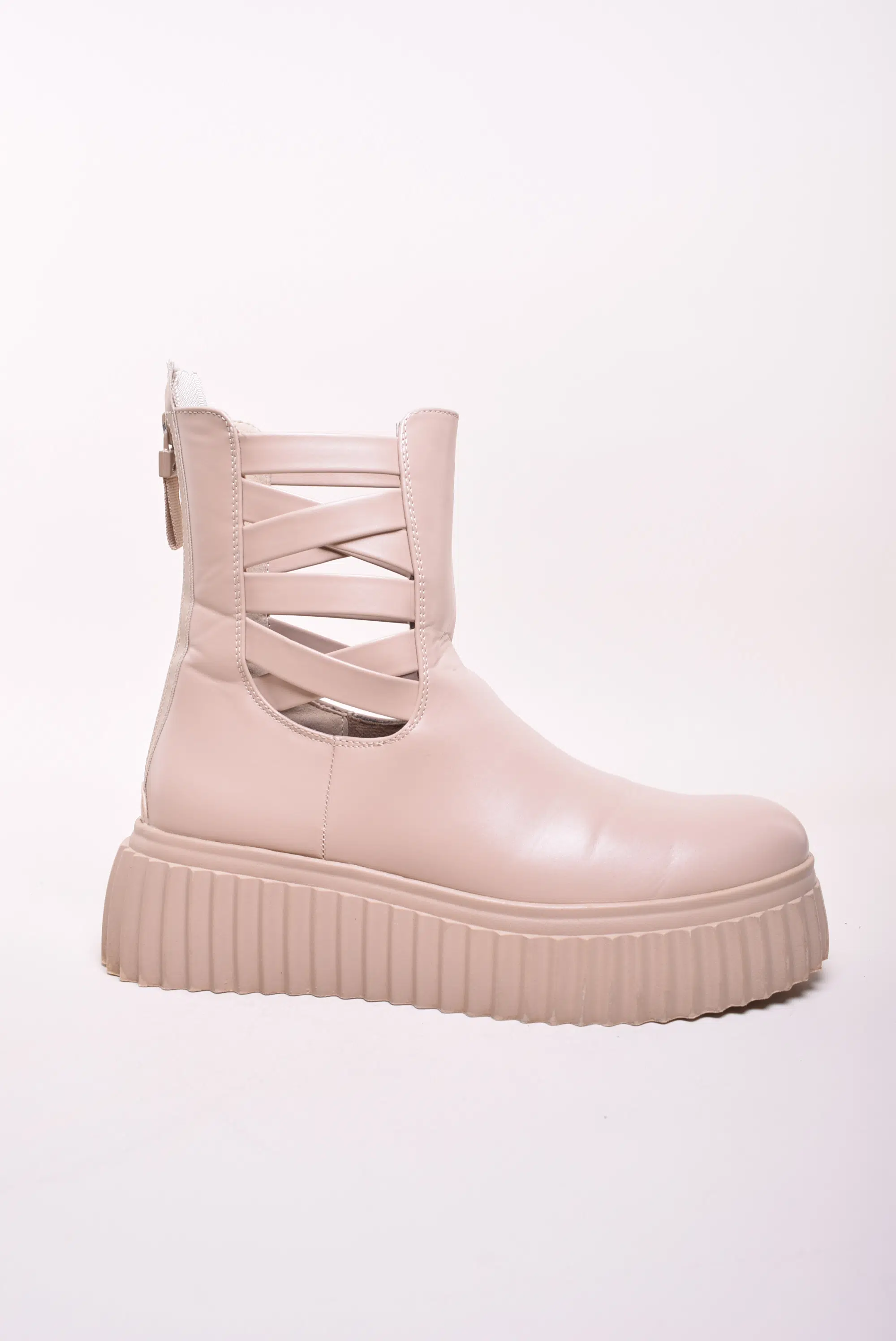 Toate produsele - Ghete dama cu platforma, decupati