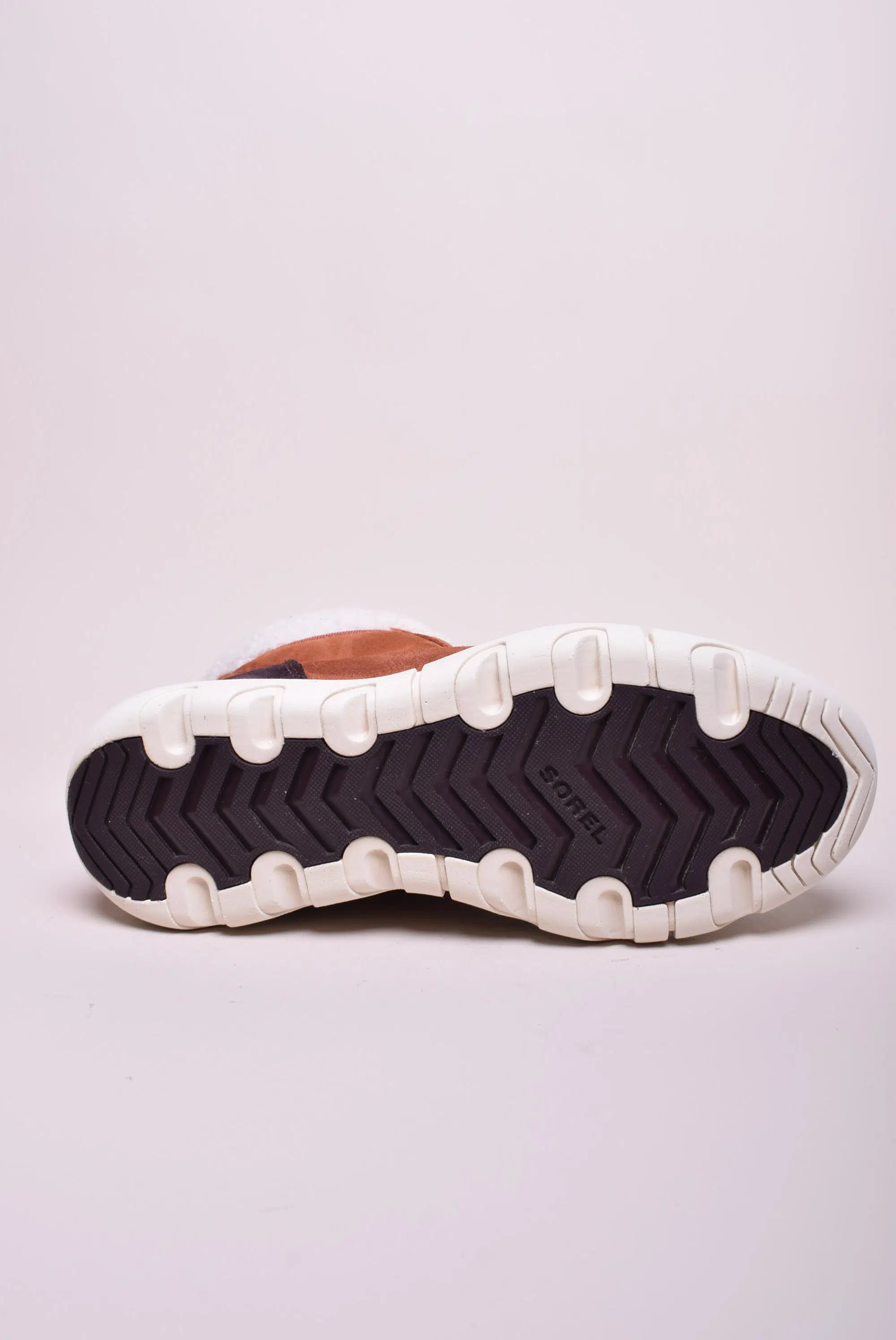 Ghete dama impermeabile, captusite Explorer II Carnival [1]