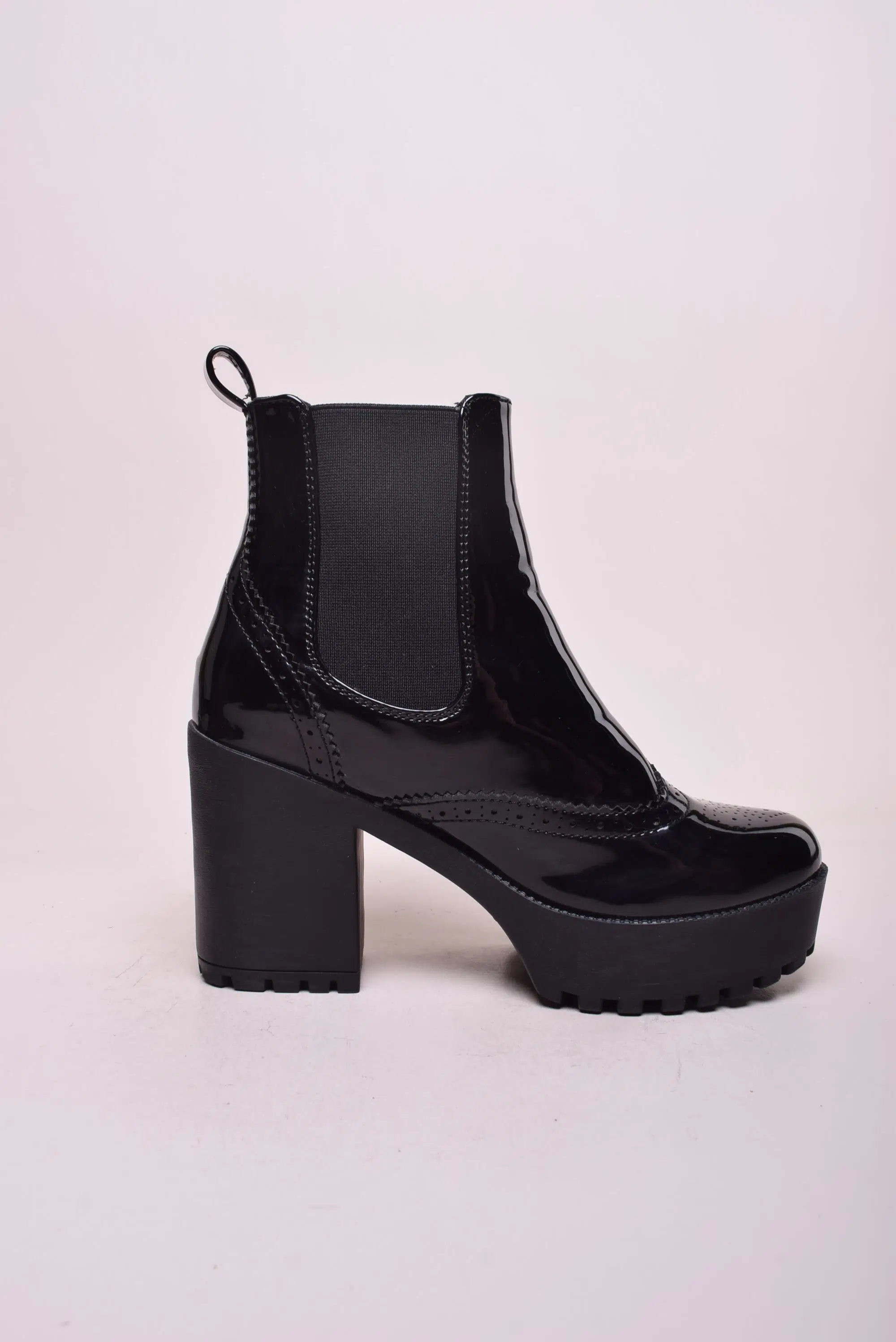 Ghete dama lacuite, cu platforma [3]