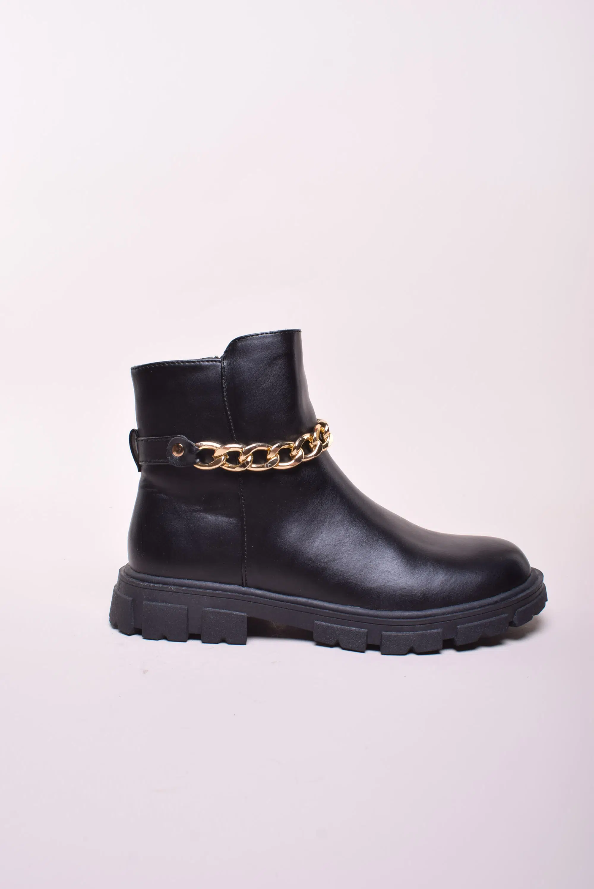 Ghete fete captusite [0]