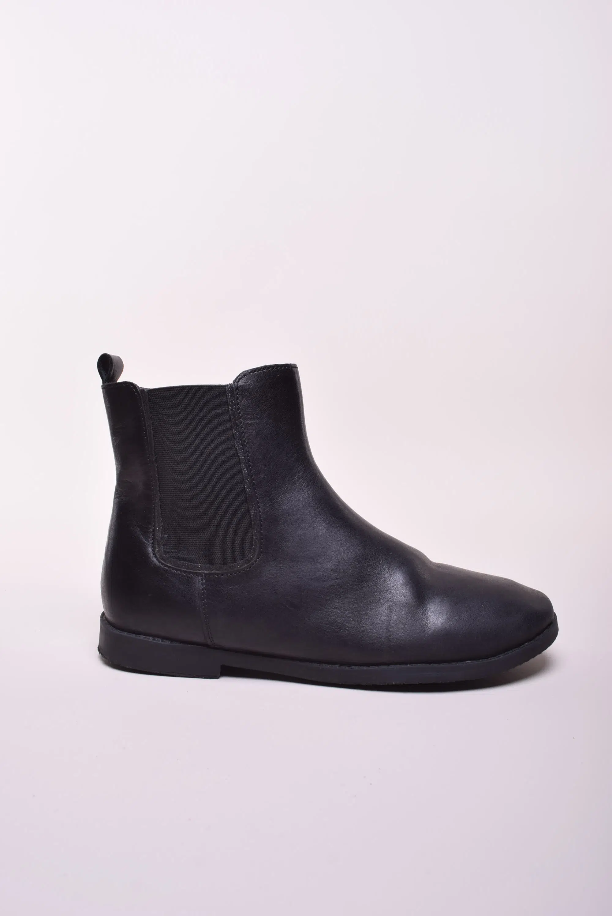 Ghete fete captusite [0]