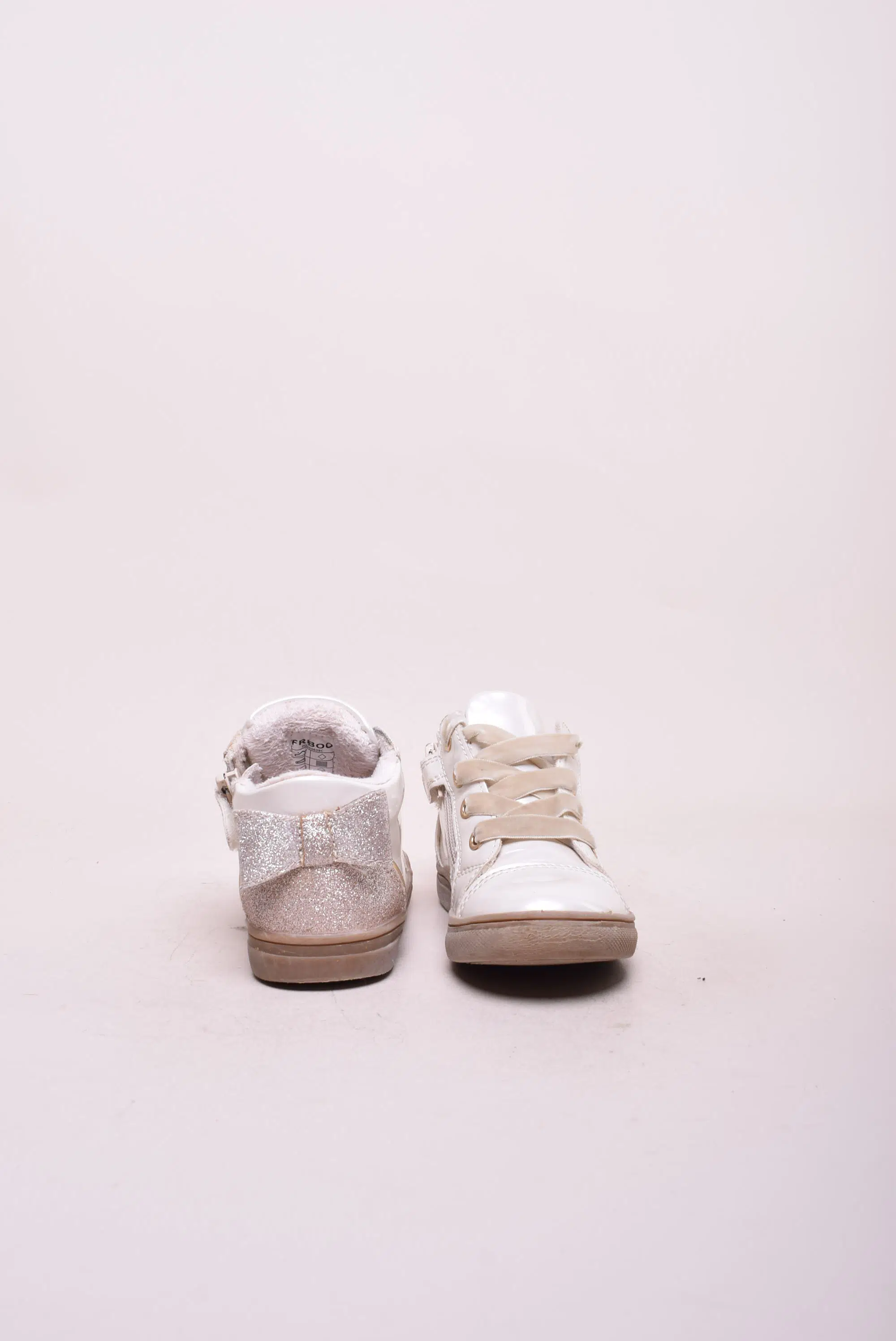 Ghete fete captusite, cu fundita [2]