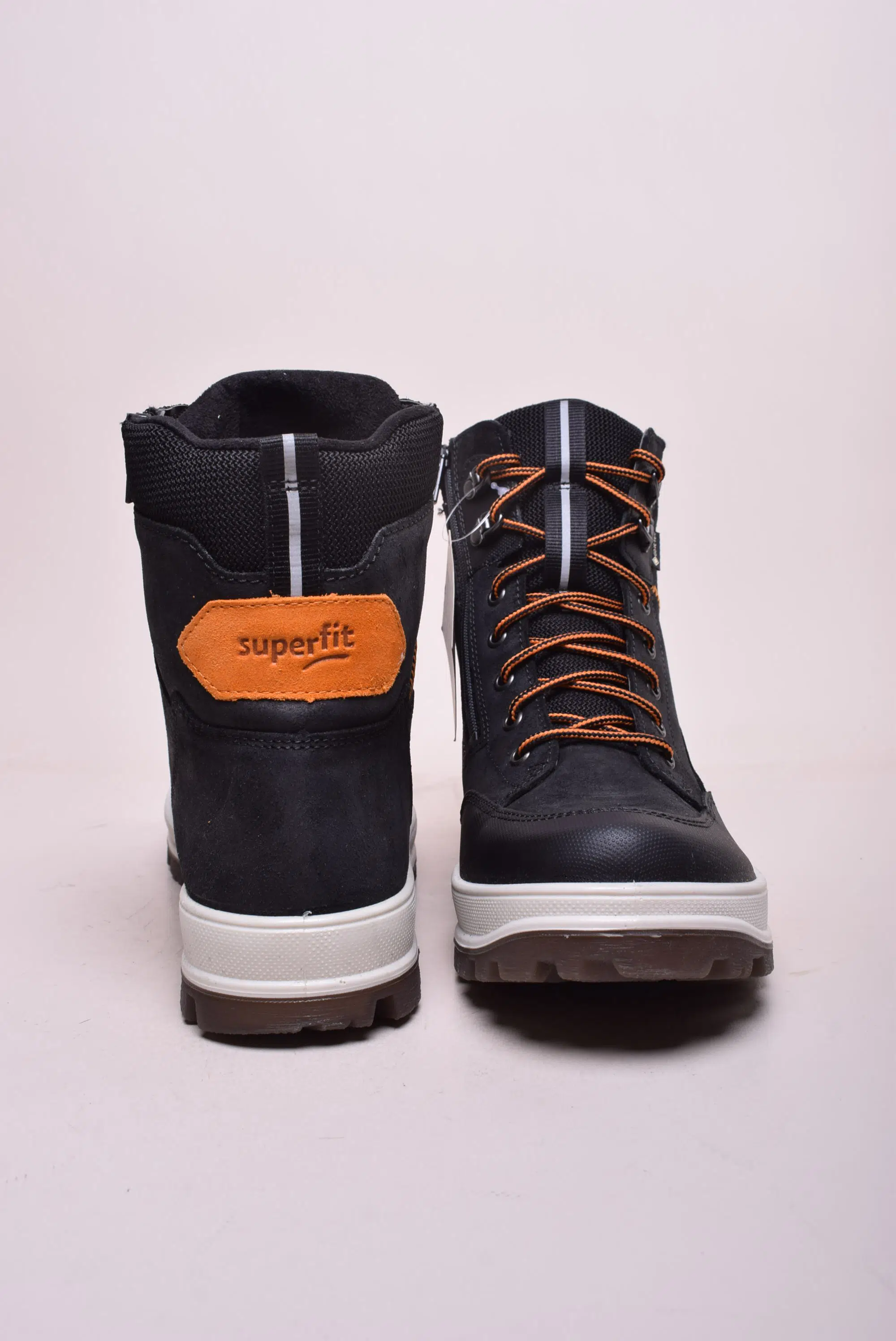 Ghete fete captusite, impermeabile [2]