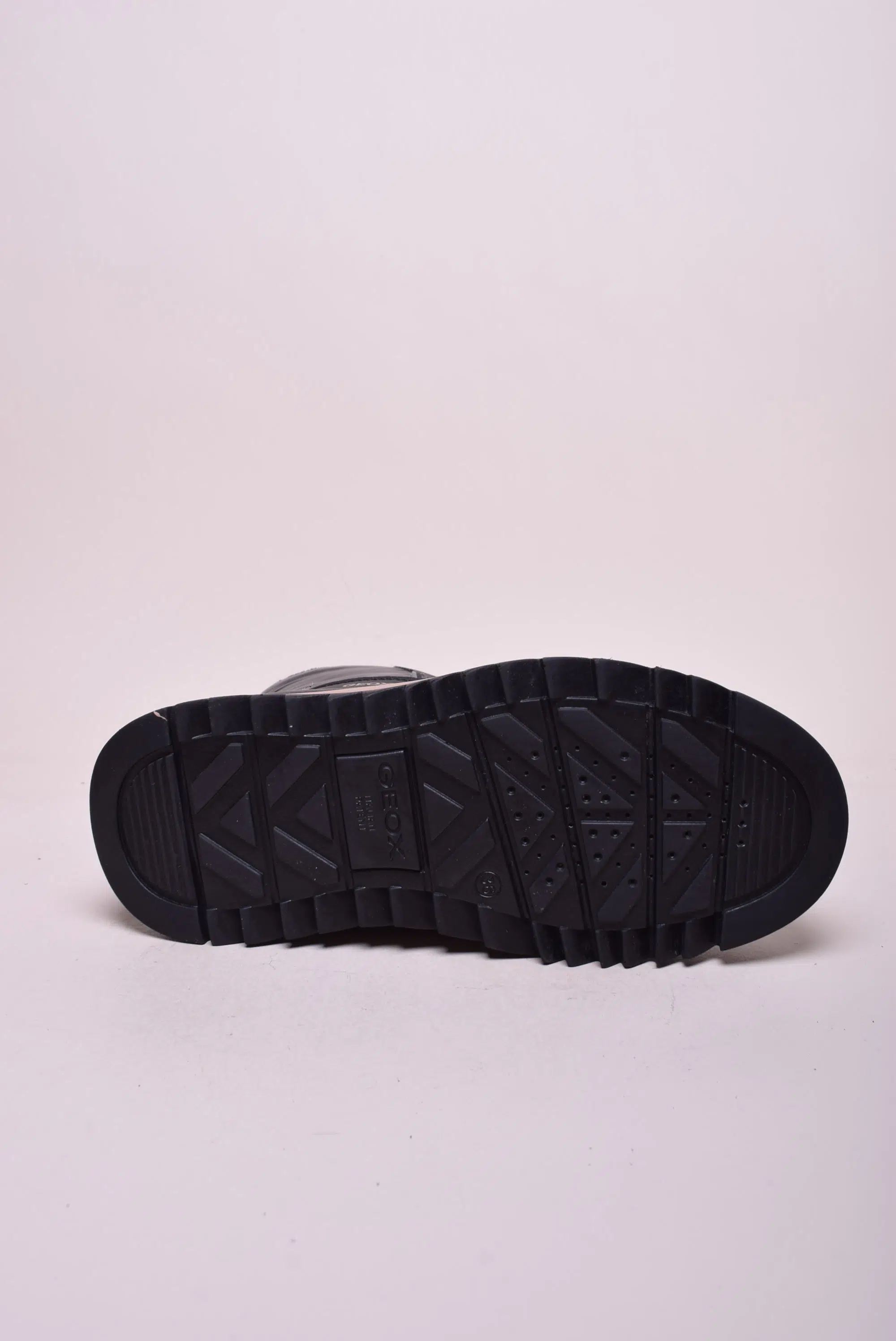 Ghete fete de zapada [1]