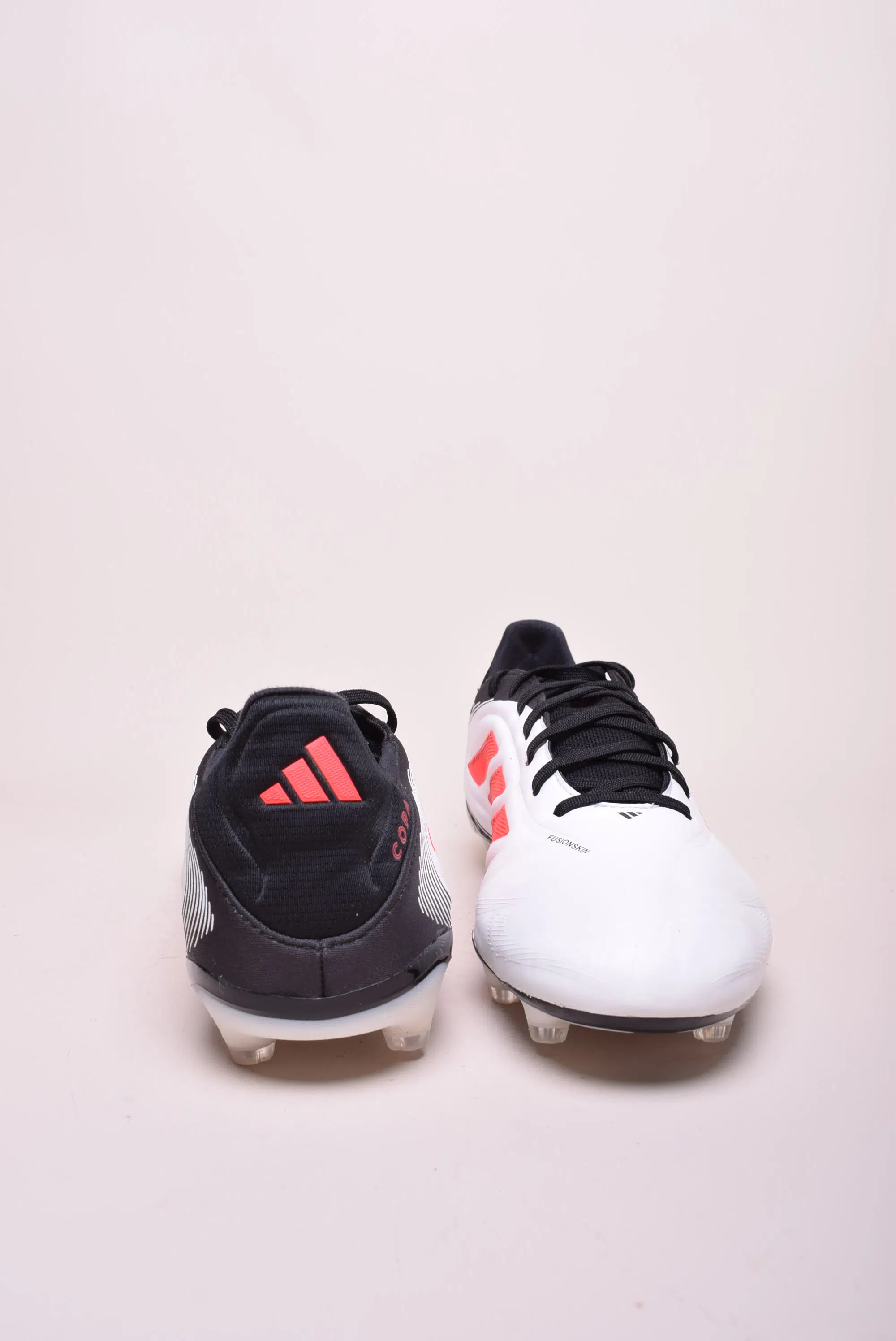 Ghete fotbal barbati Copa Pure III Pro FG [2]