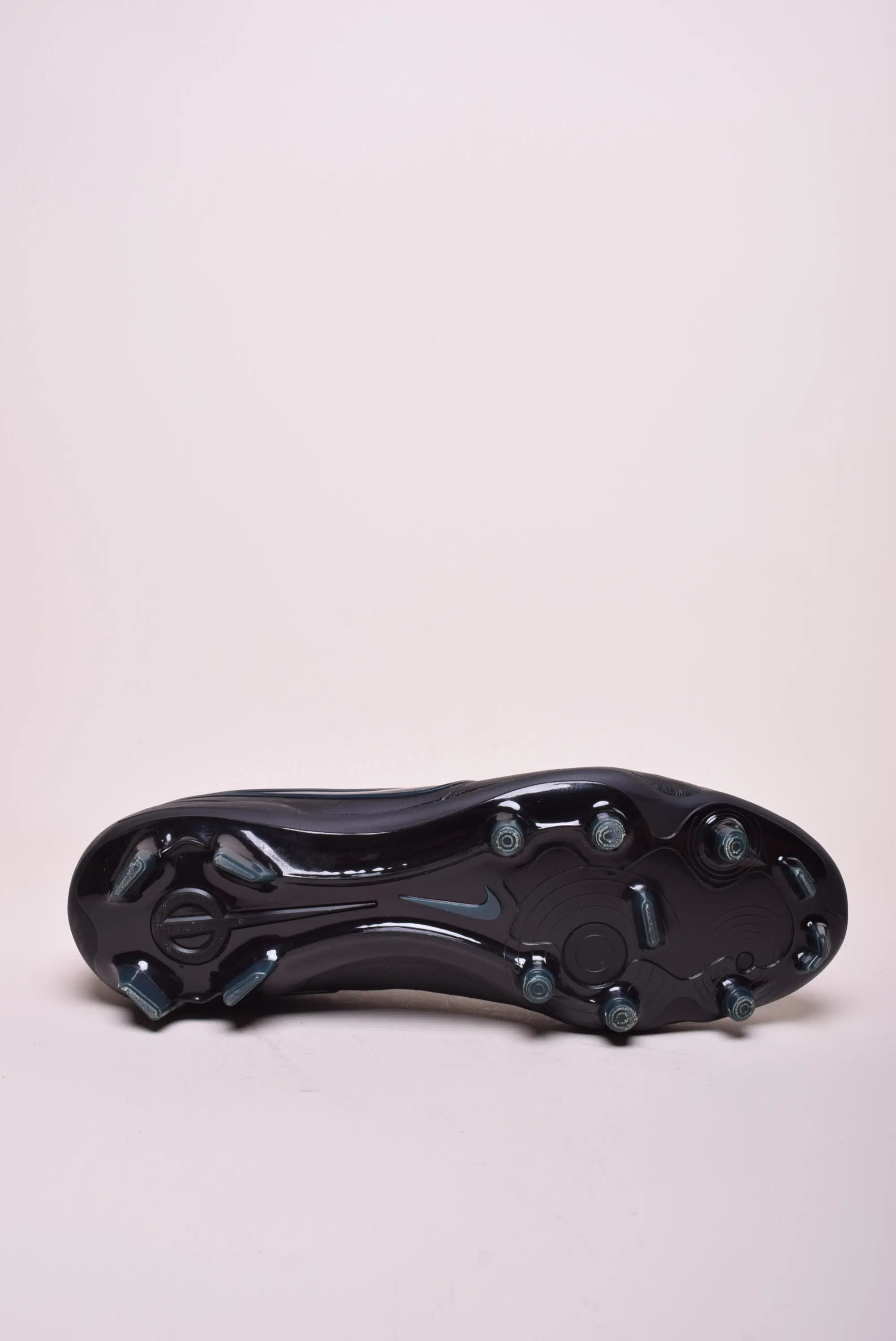 Ghete fotbal barbati Legend 10 Pro FG [1]