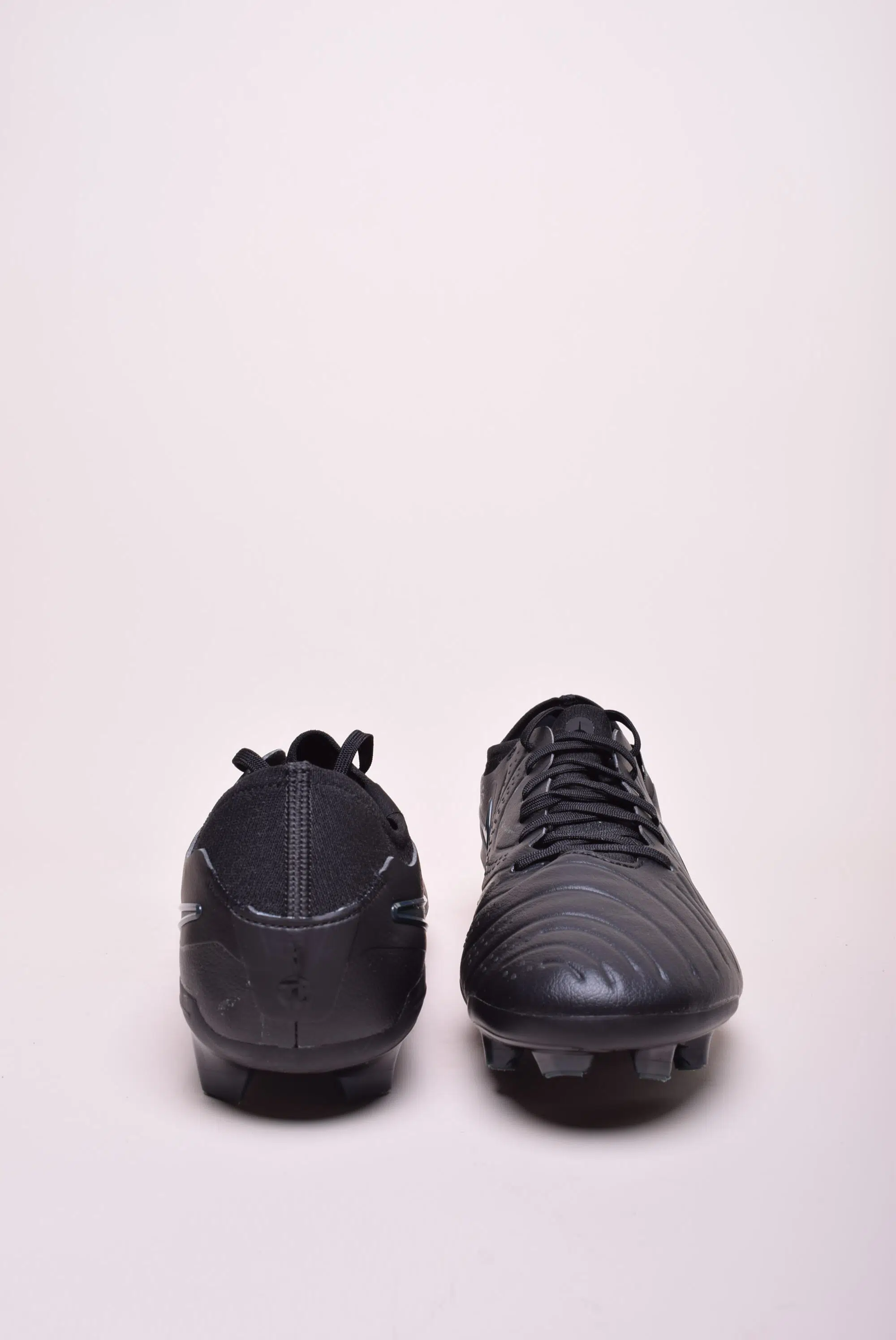 Ghete fotbal barbati Legend 10 Pro FG [2]