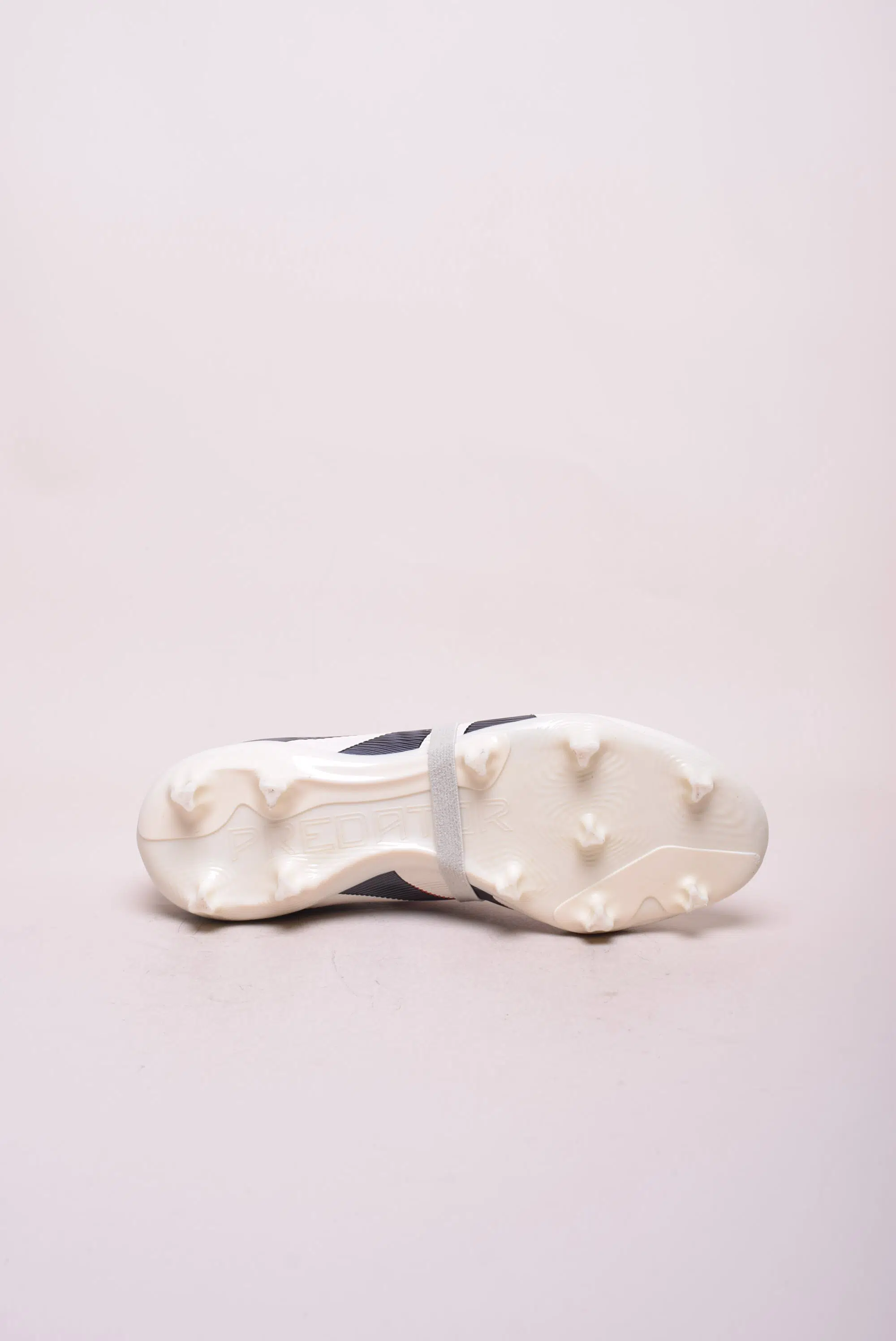 Ghete fotbal barbati Predator [1]