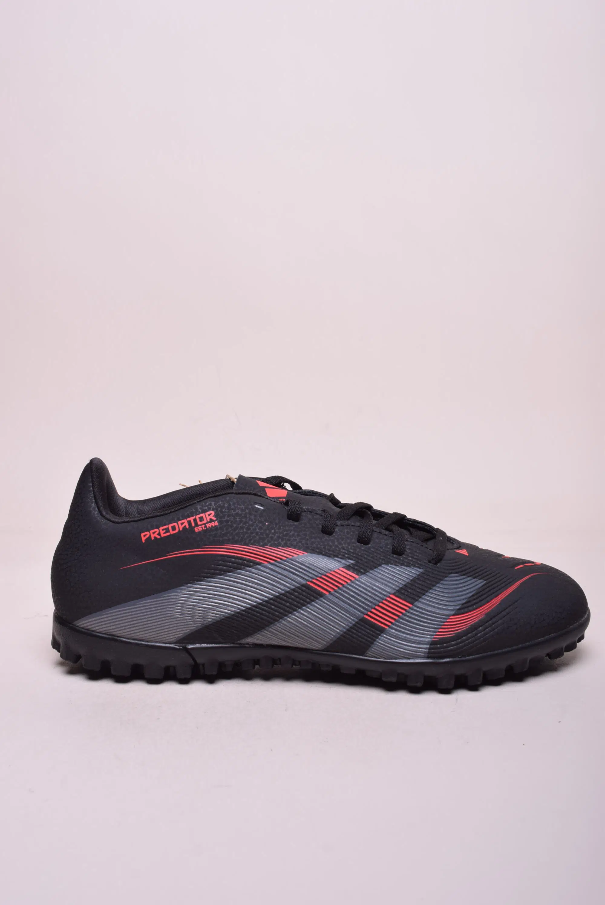 Toate produsele - Ghete fotbal barbati Predator Club TF