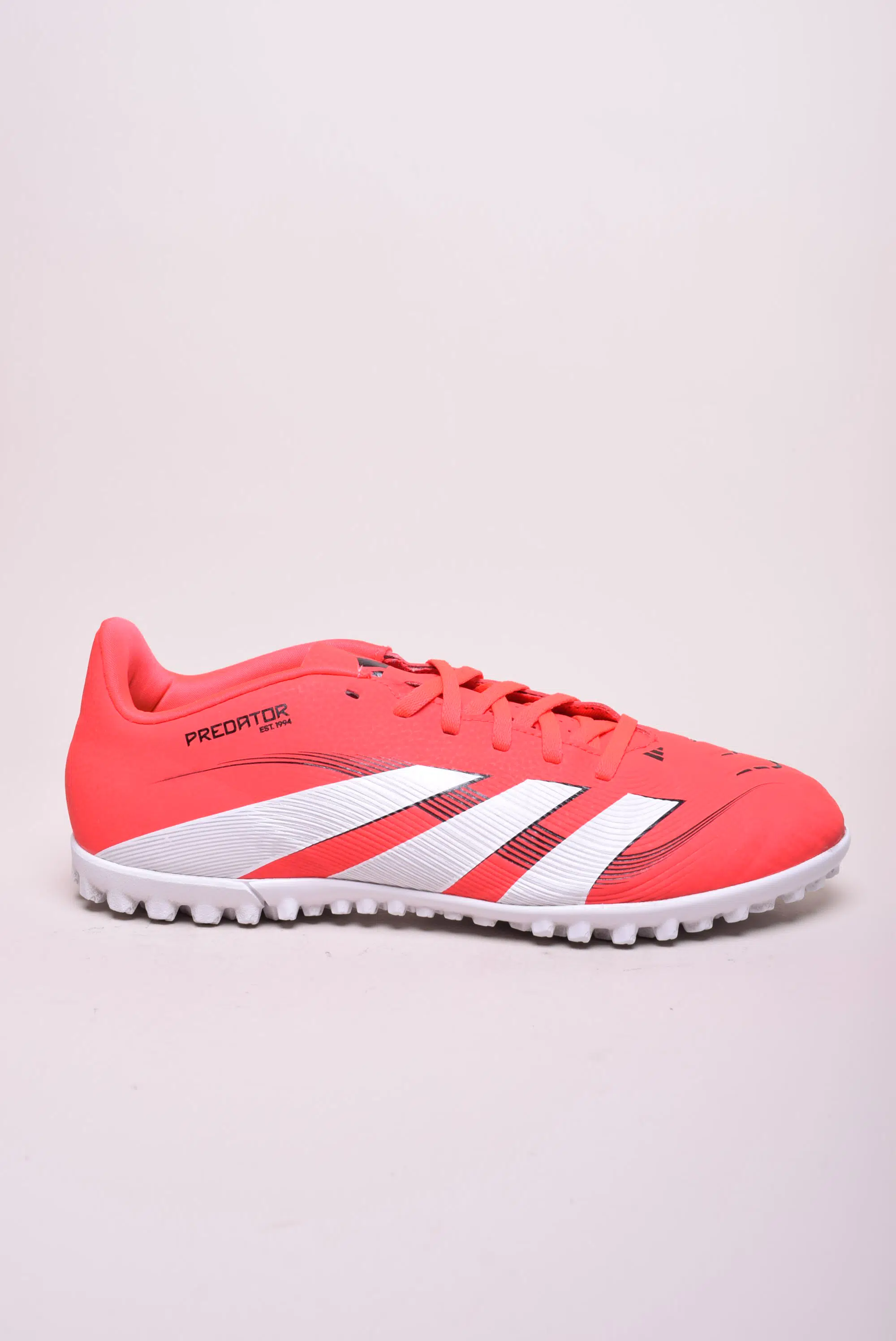Ghete fotbal barbati Predator Club Turf [0]