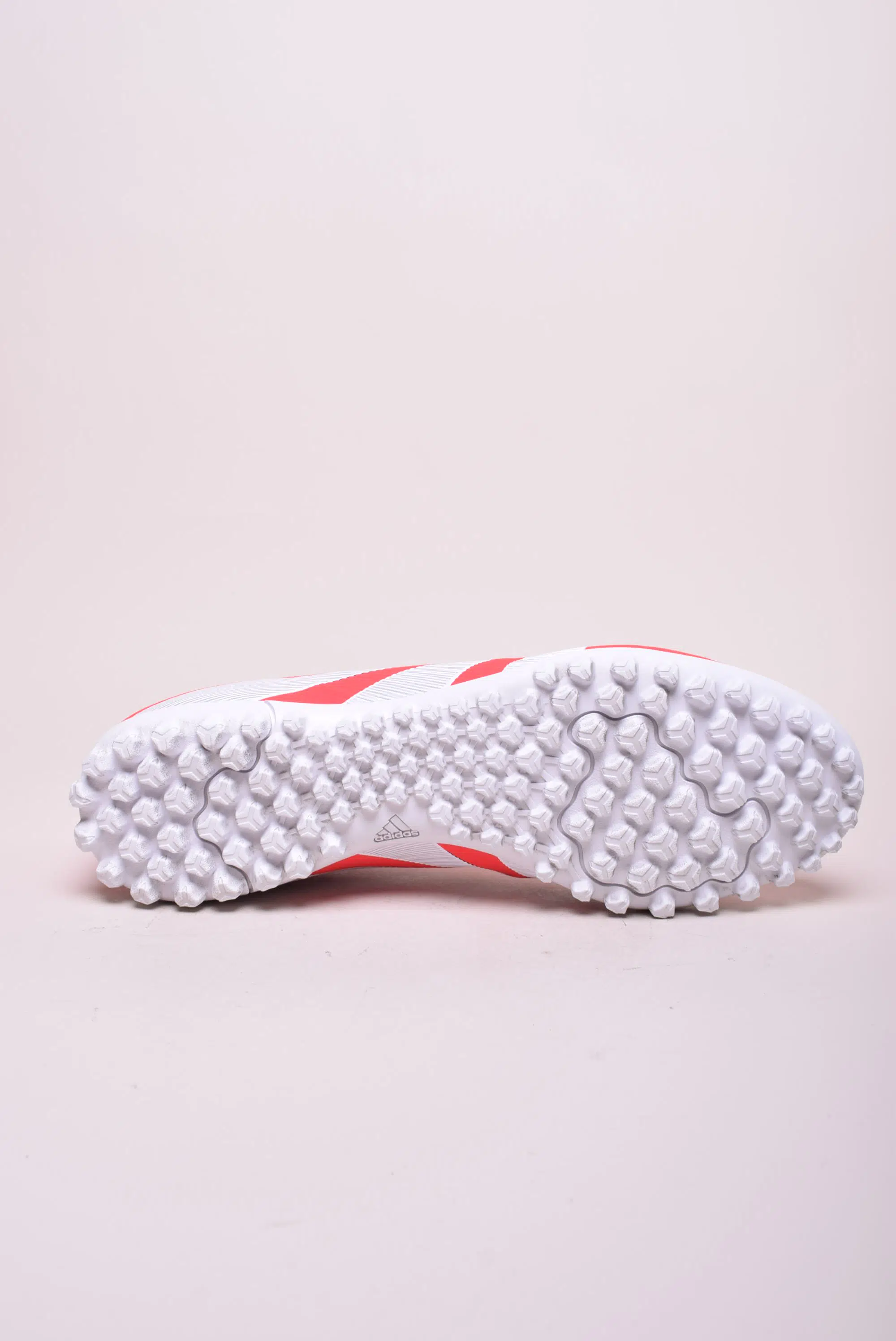 Ghete fotbal barbati Predator Club Turf [1]