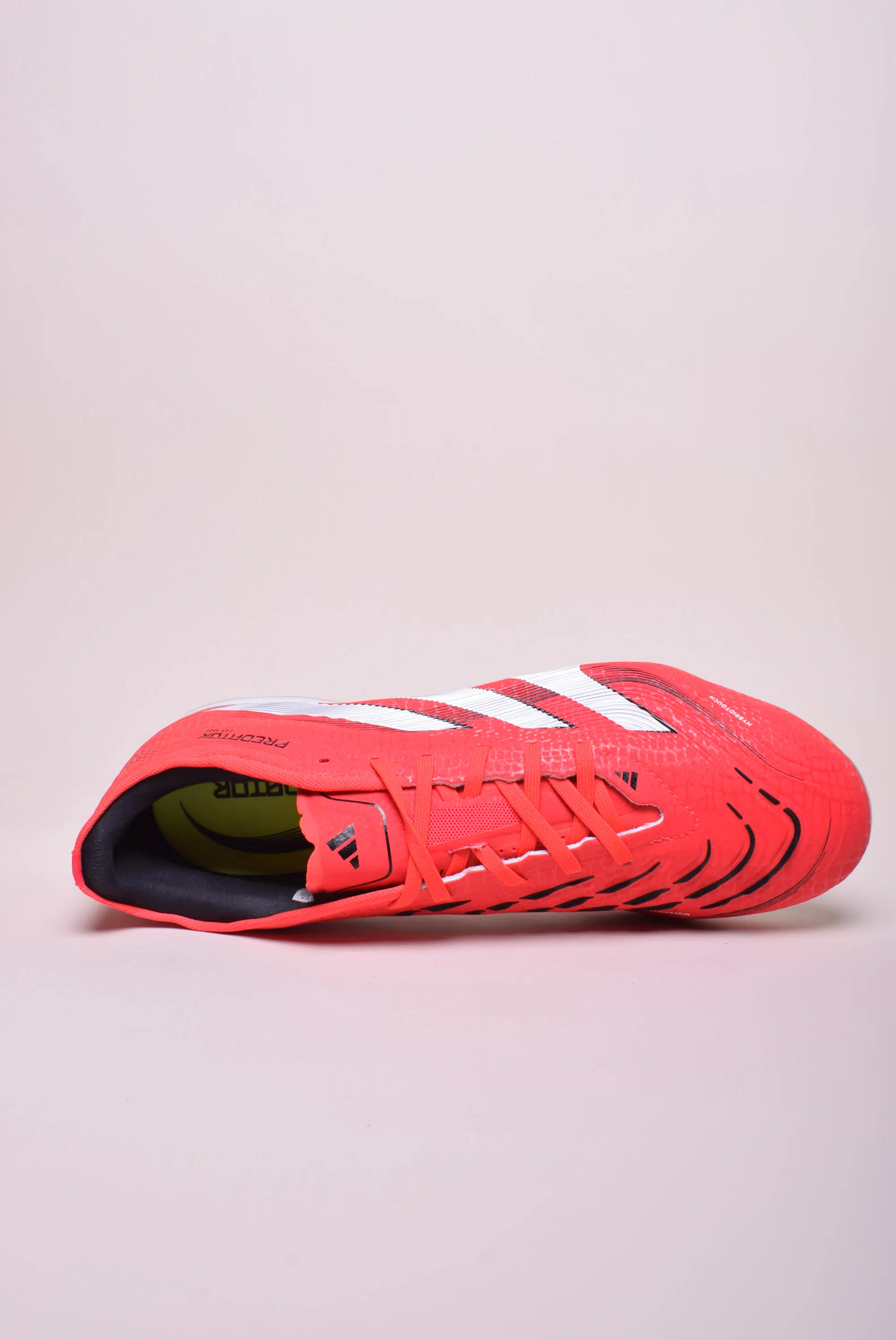 Ghete fotbal barbati Predator Pro FG [3]