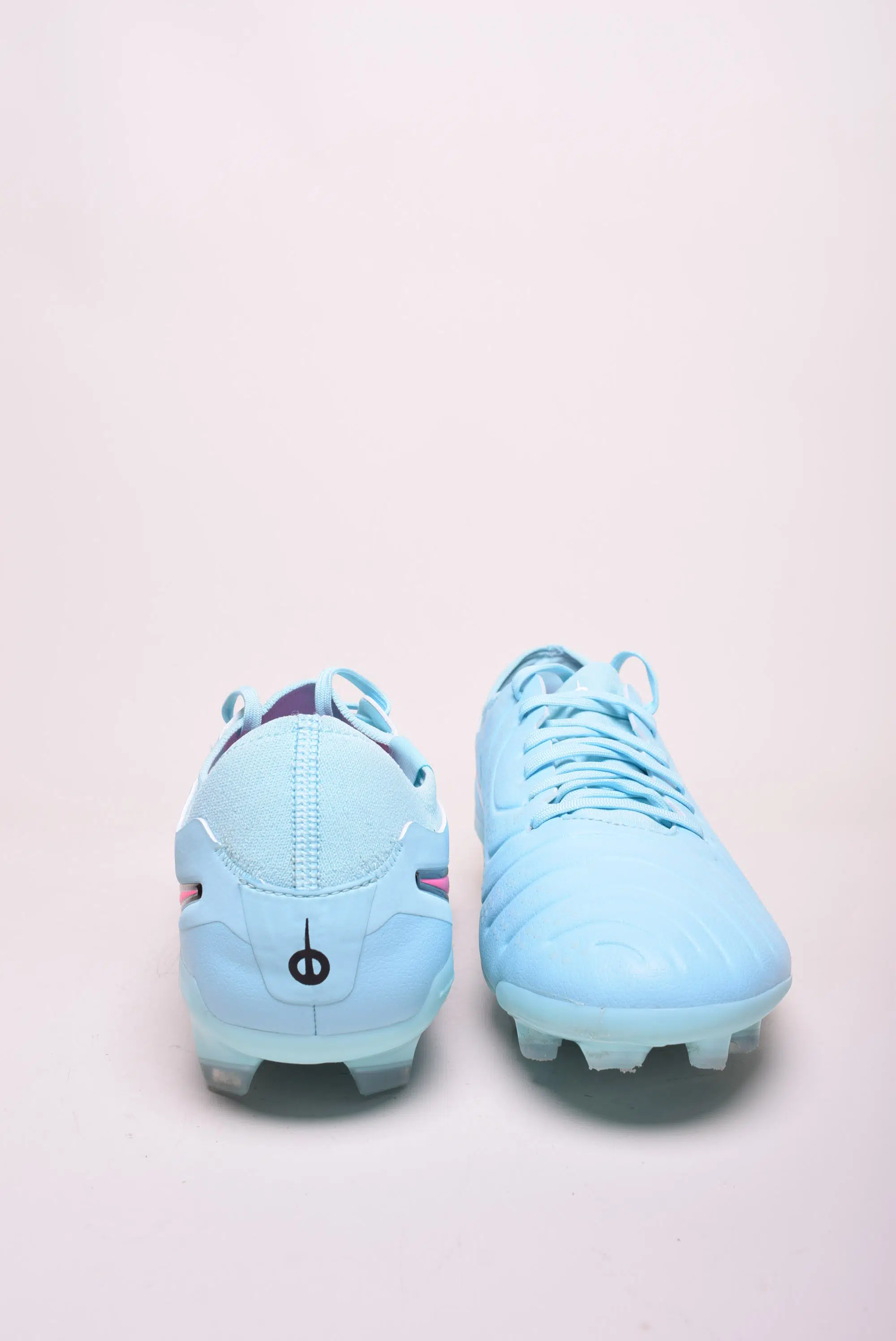 Ghete fotbal barbati Tiempo Legend 10 Pro [2]