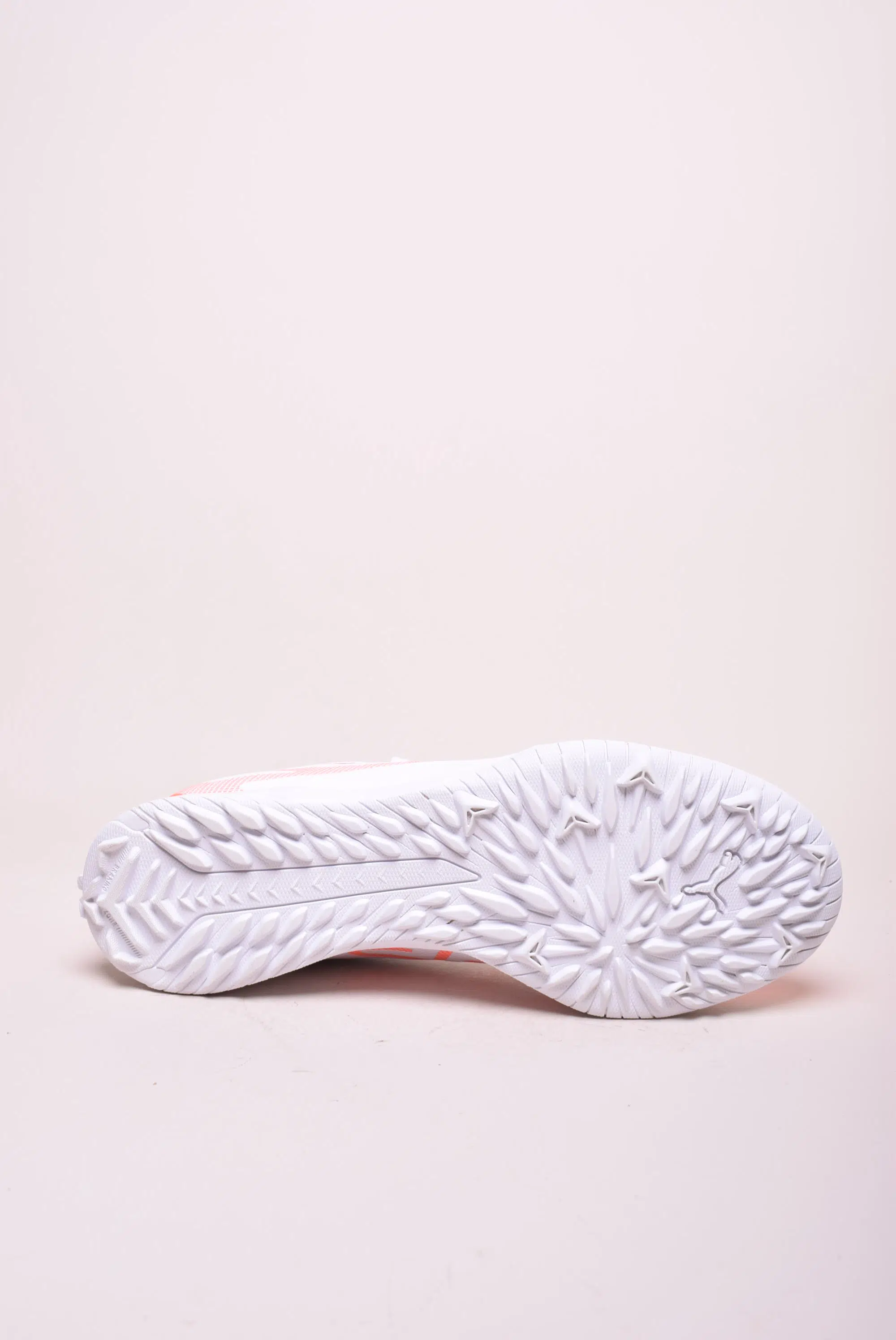 Ghete fotbal barbati Ultra 5 Play TT [1]