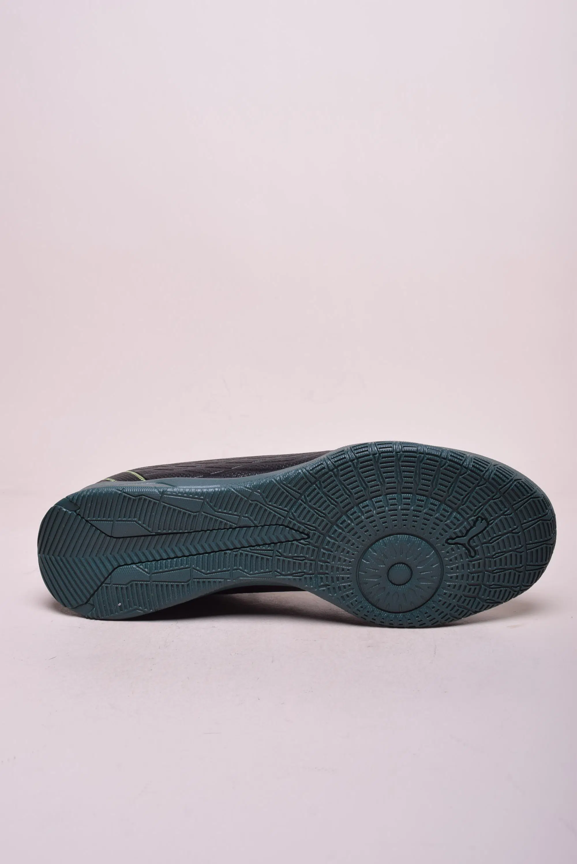 Ghete fotbal barbati Ultra 6 Play IT [1]