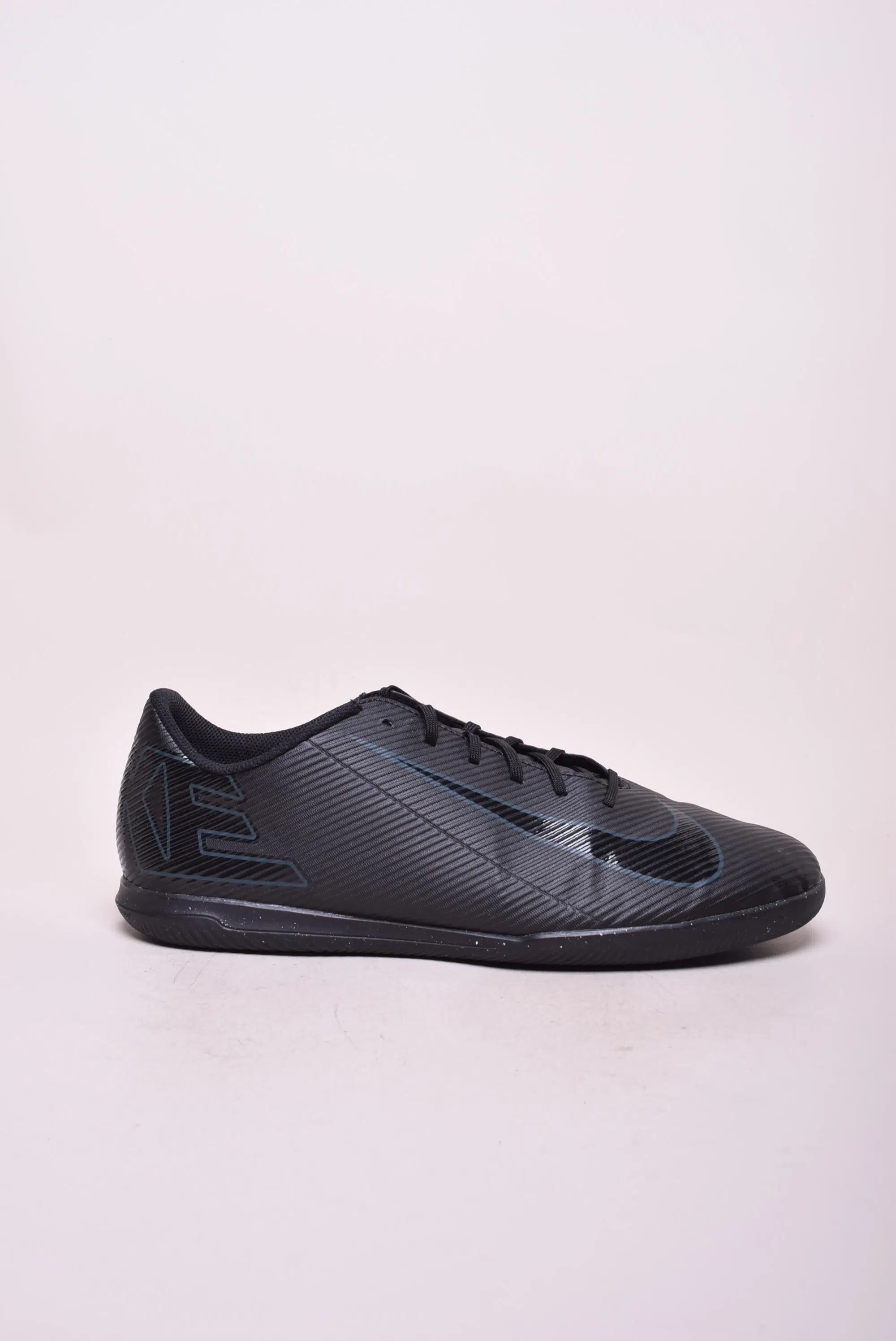 Ghete fotbal barbati Vapor 16 Club IC [0]