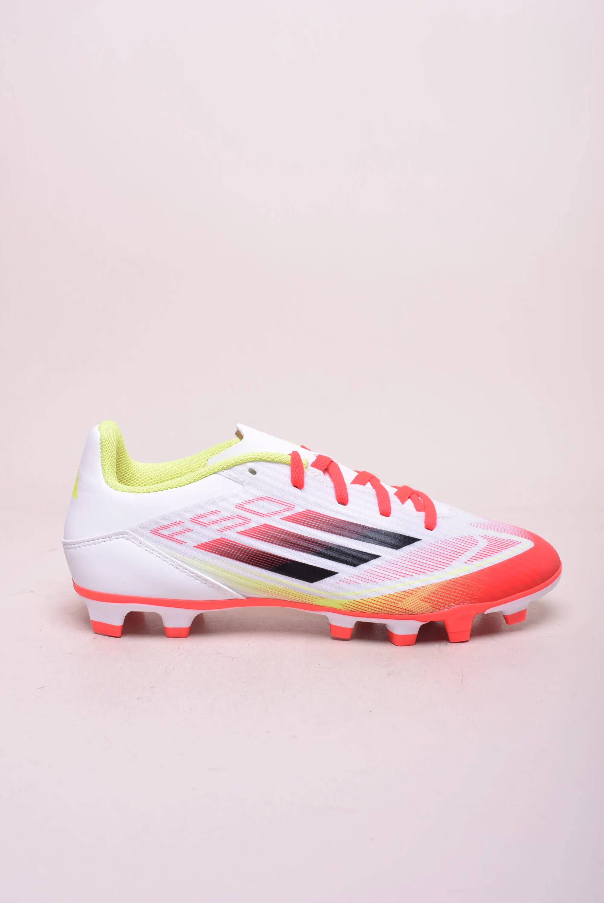 OUTLET - Ghete fotbal copii F50 CLUB FG/MG