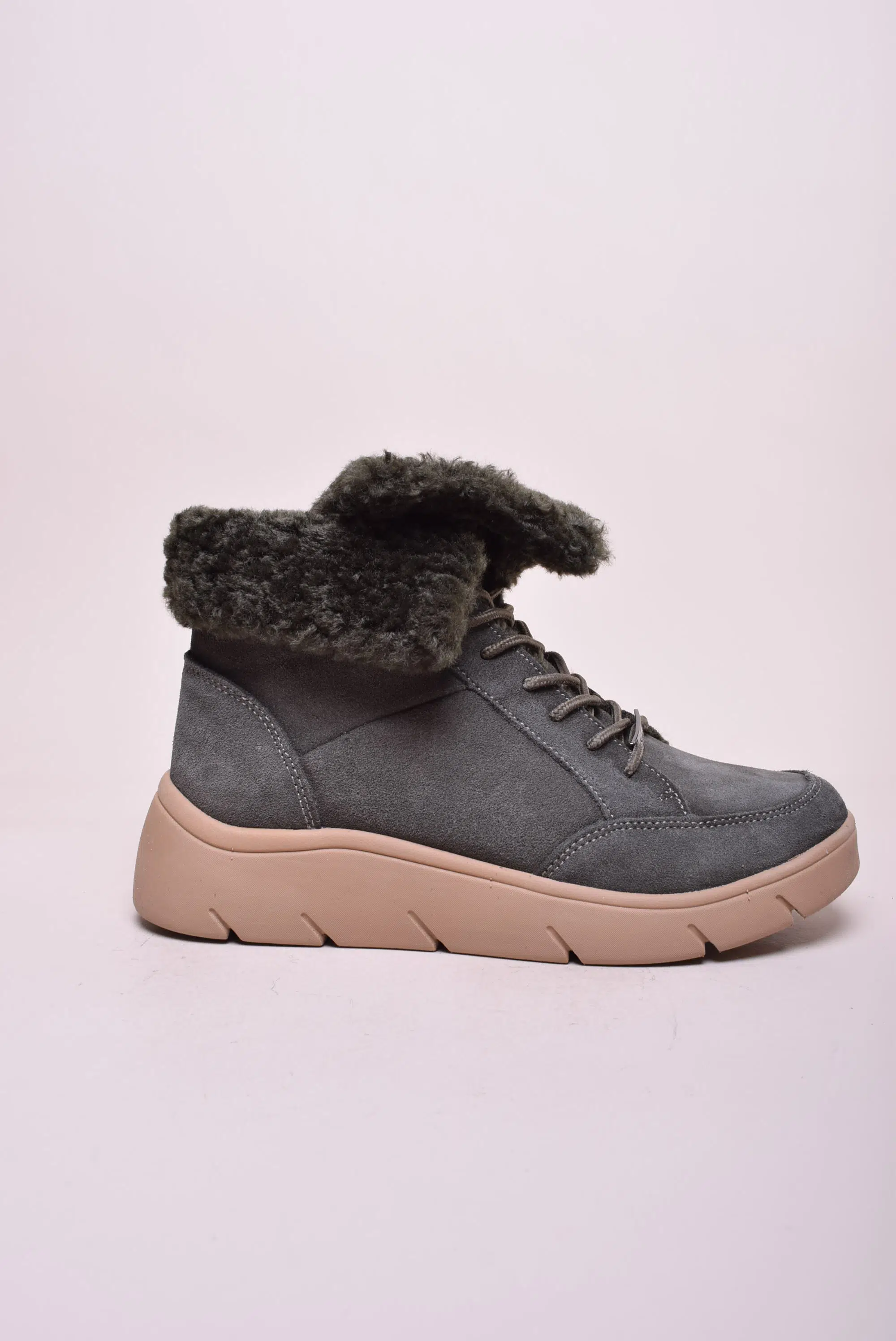 OUTLET - Ghete imblanite dama Stelvio, cu platforma