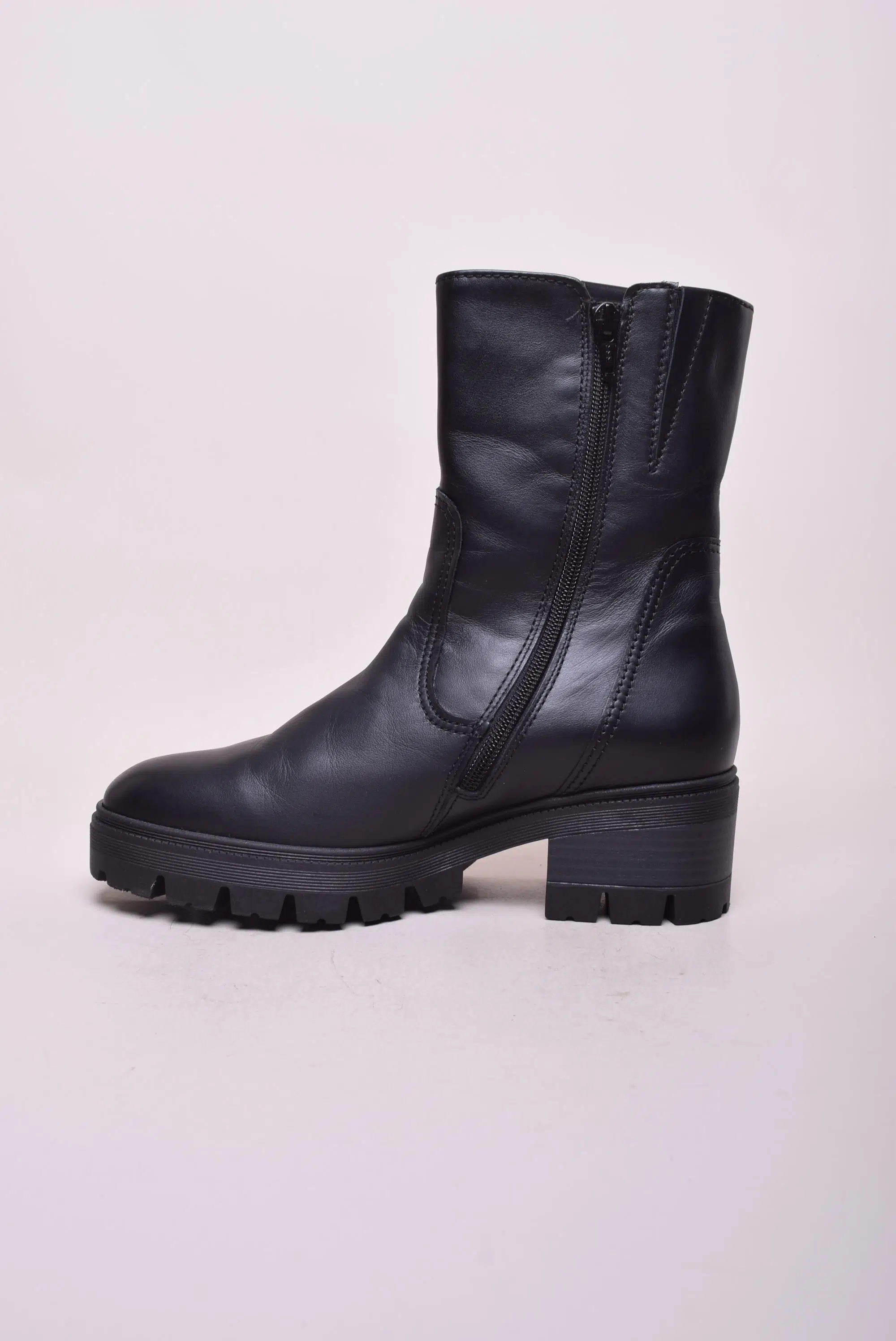 Ghete inalte dama  [3]