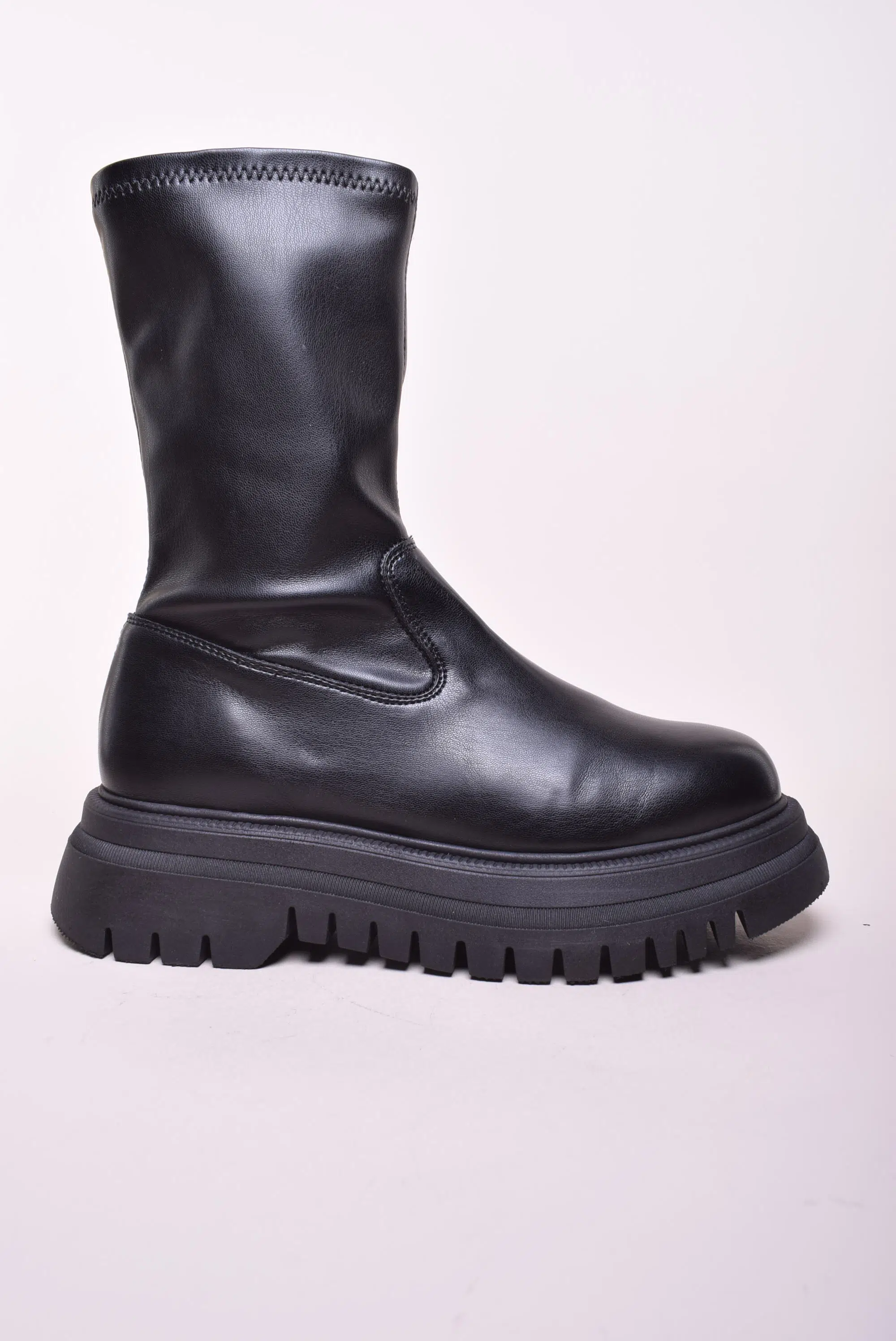 Cizme dama cu platforma