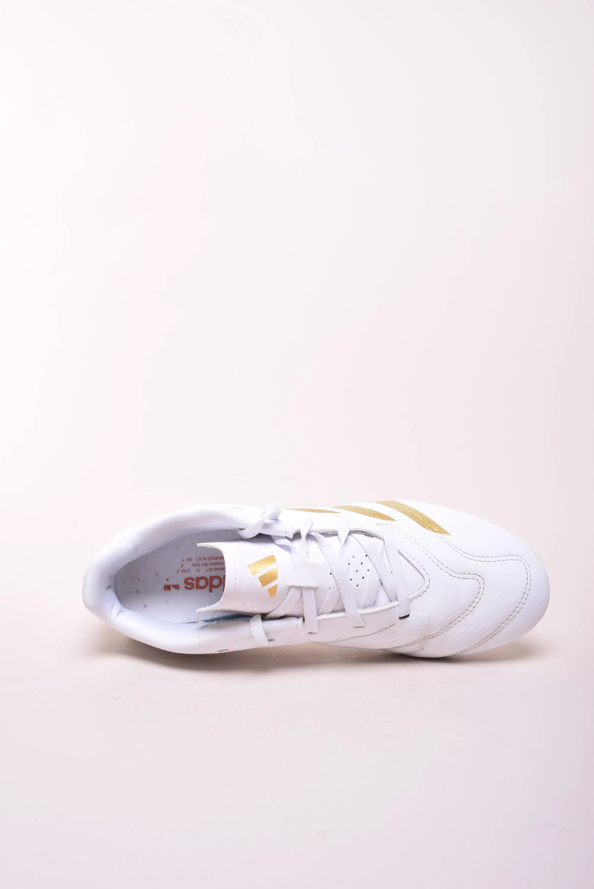 Ghete fotbal barbati Predator Pro Mg [3]