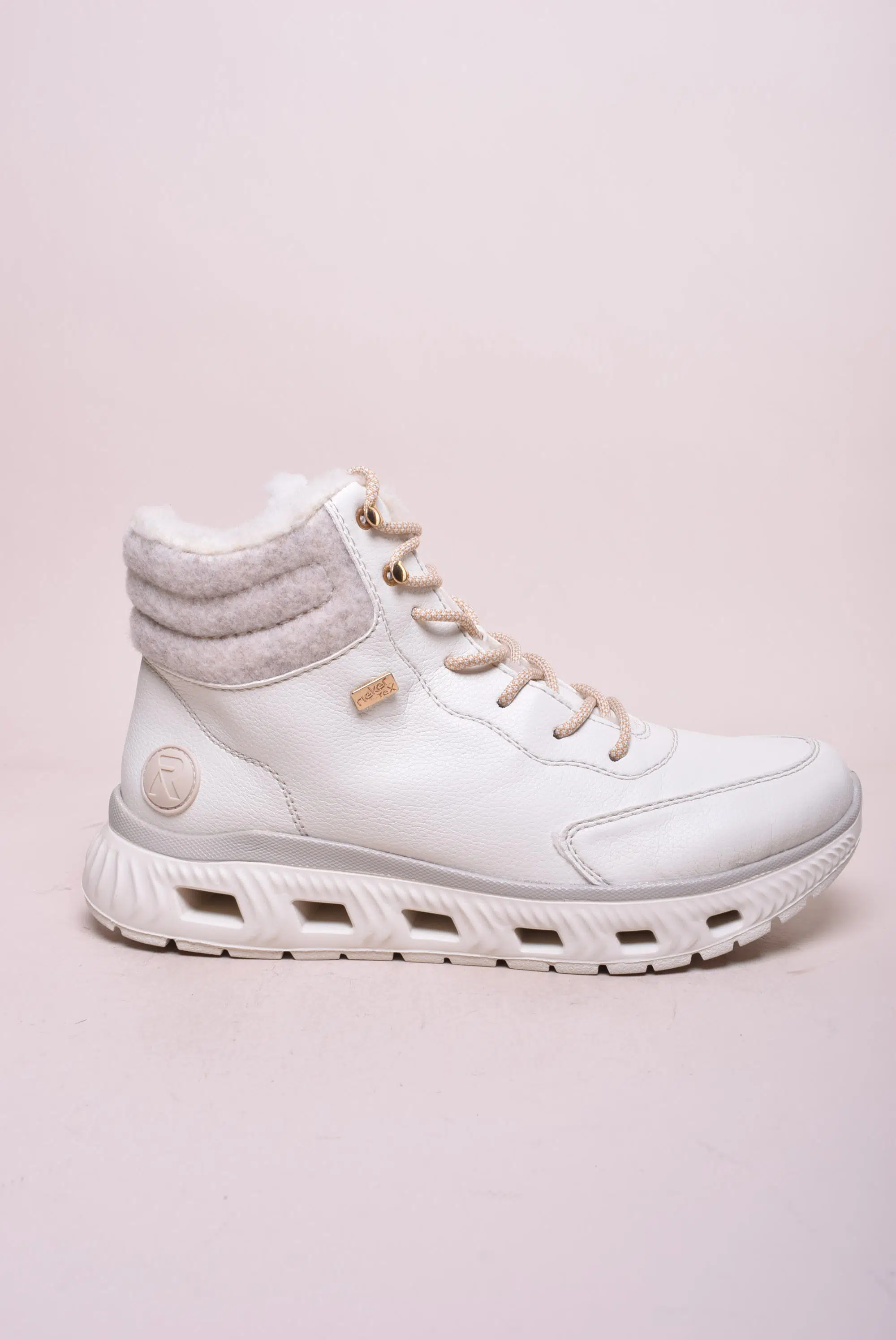 Pantofi sport și teniși damă - Ghete sport dama impermeabile, imblanite