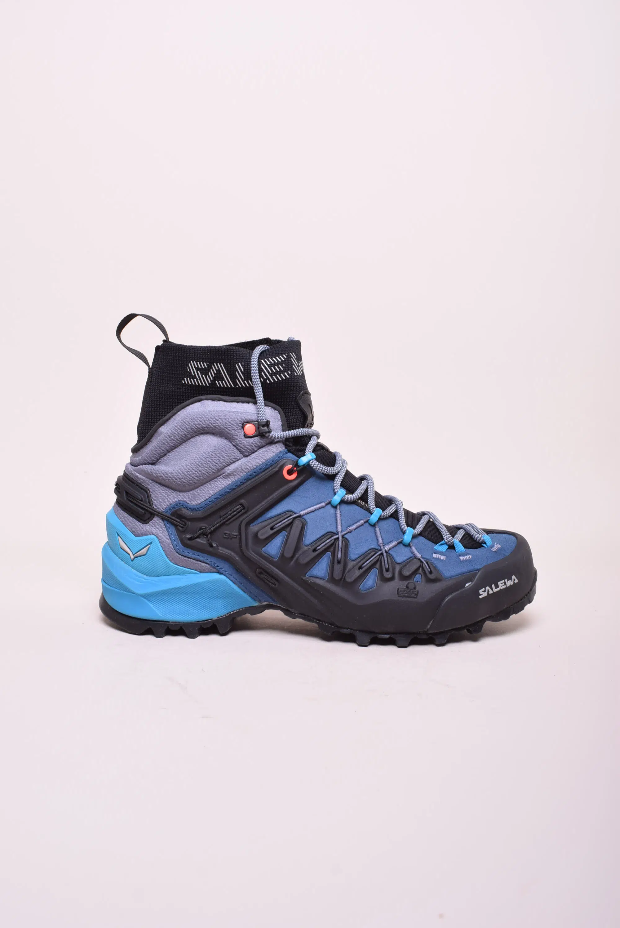 Ghete și botine damă - Ghete trekking dama Wildfire Edge Mid GTX