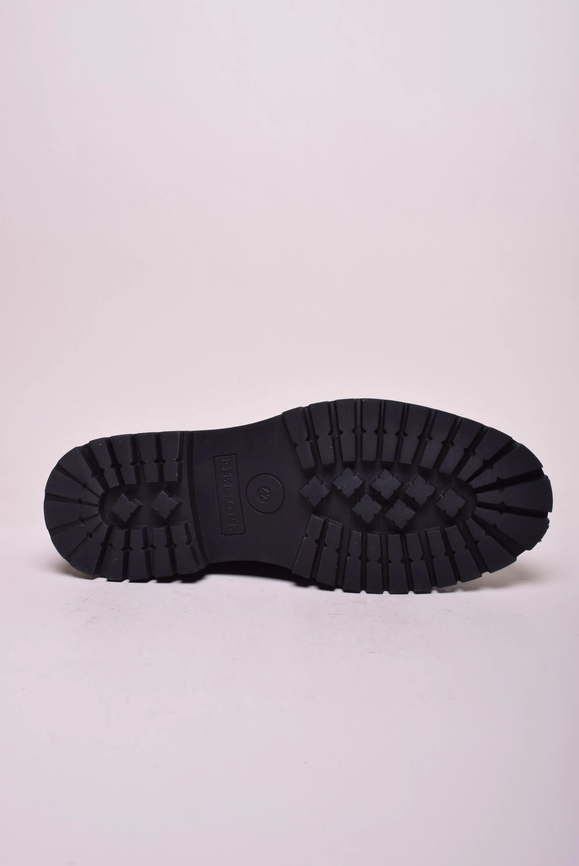 Mocasini barbati  [1]