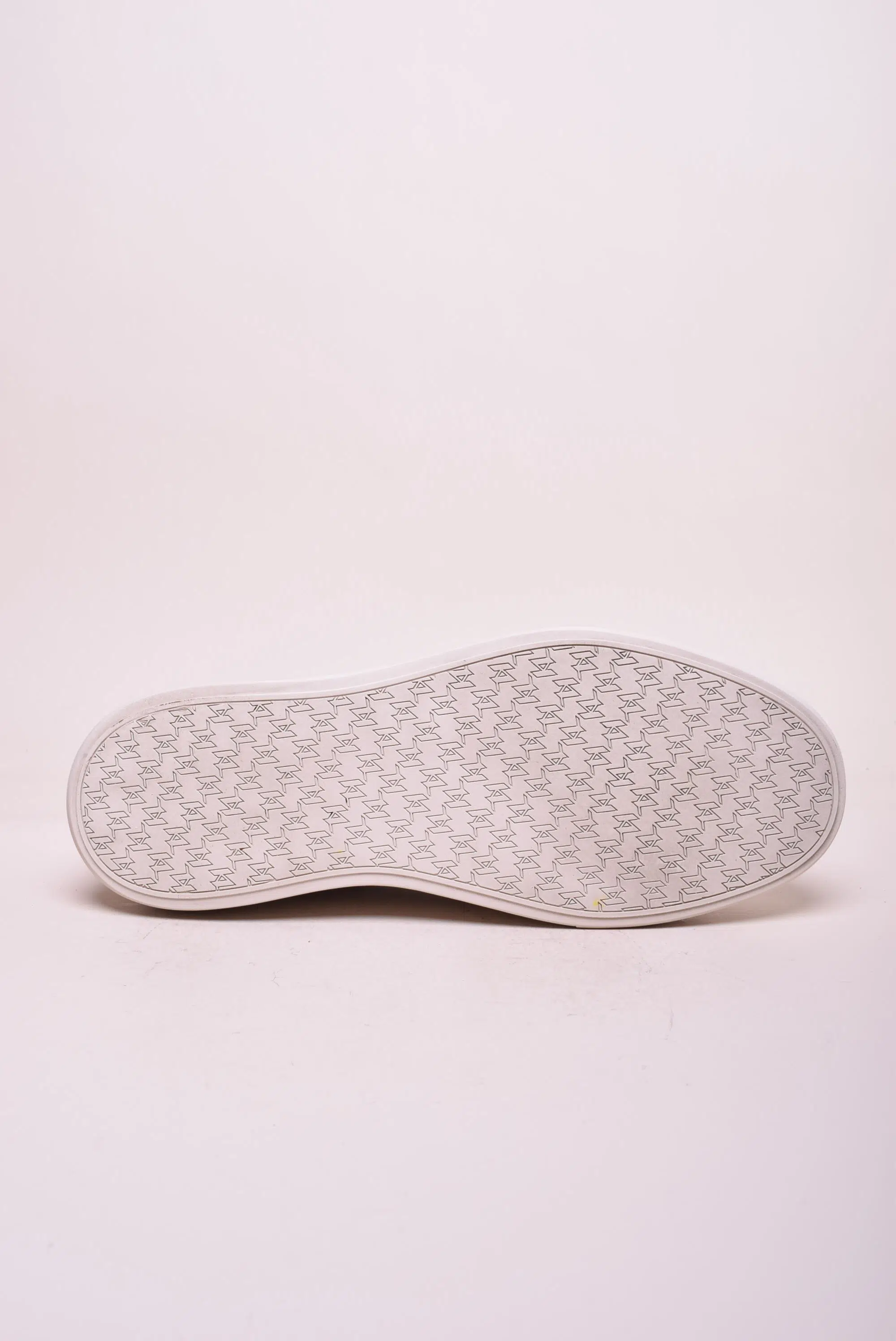 Mocasini barbati  [1]