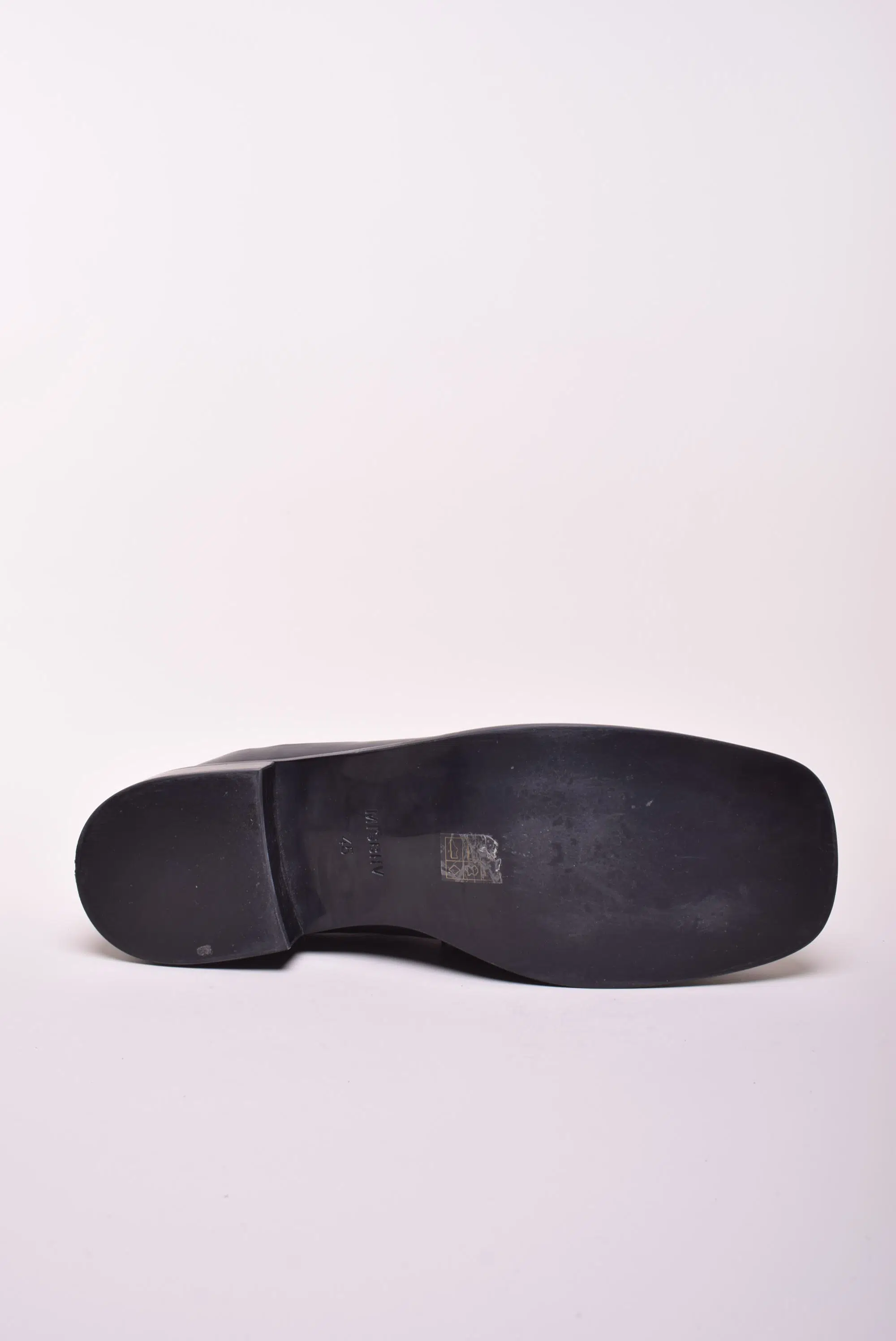 Mocasini barbati  [1]