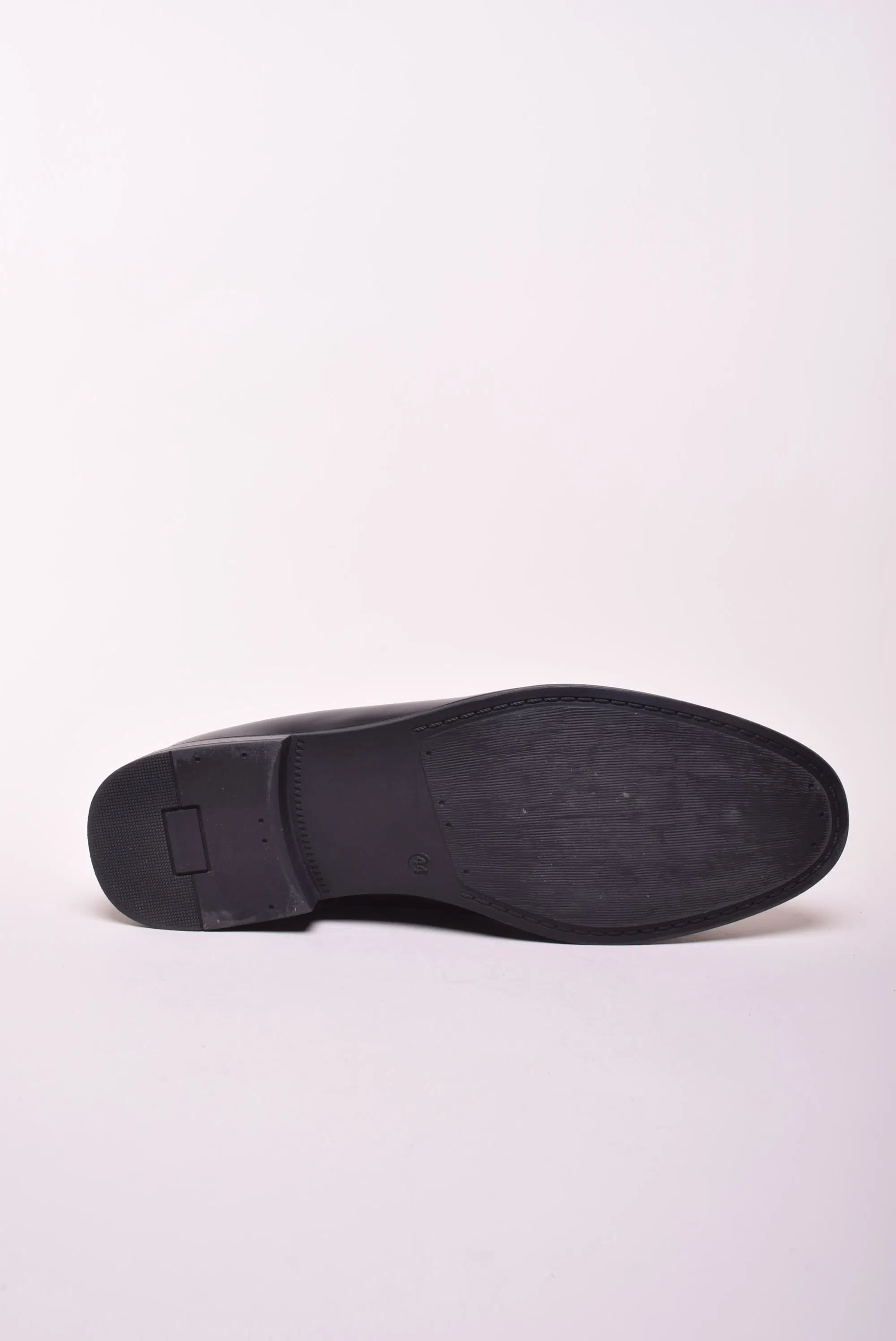 Mocasini barbati  [1]