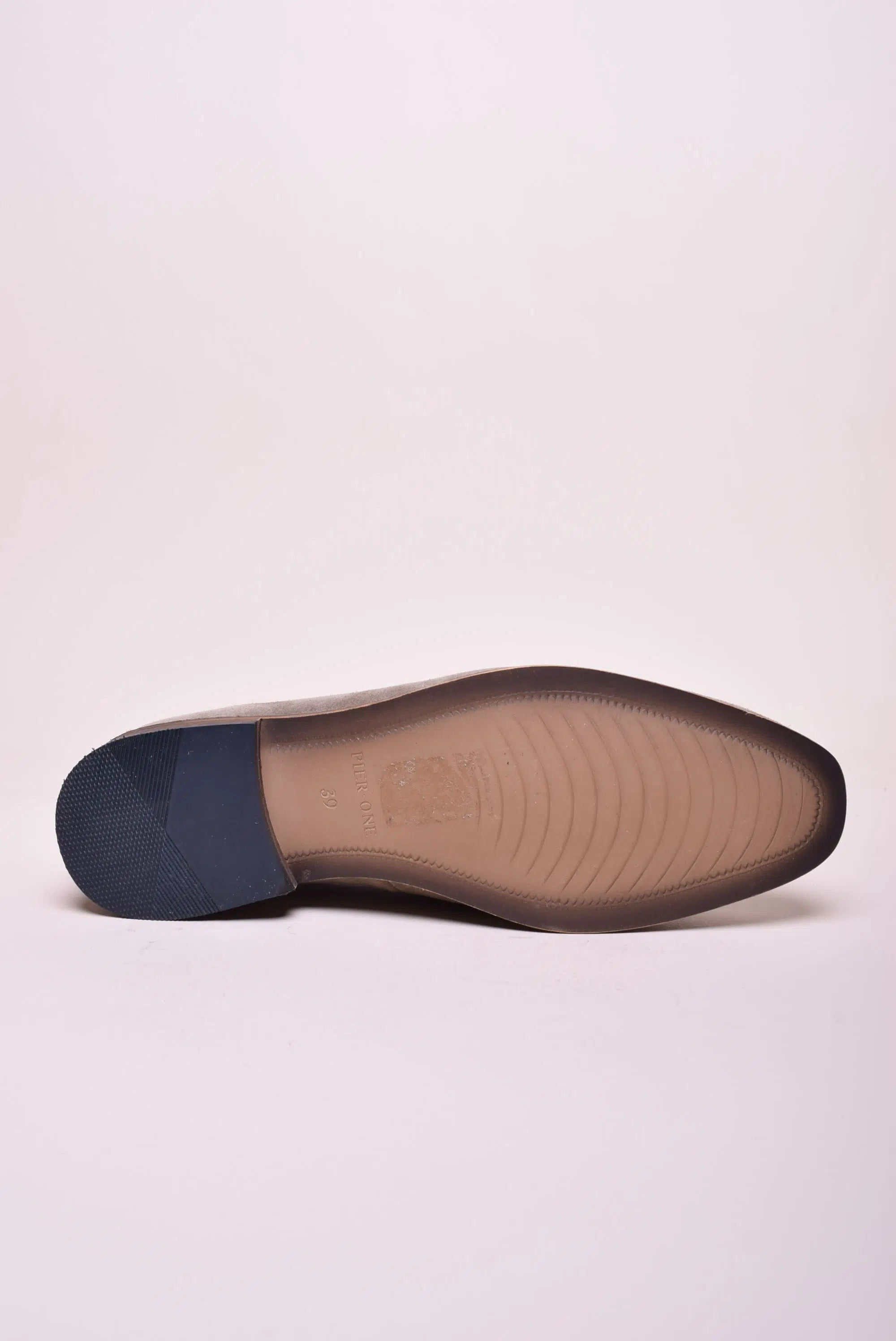 Mocasini barbati  [1]