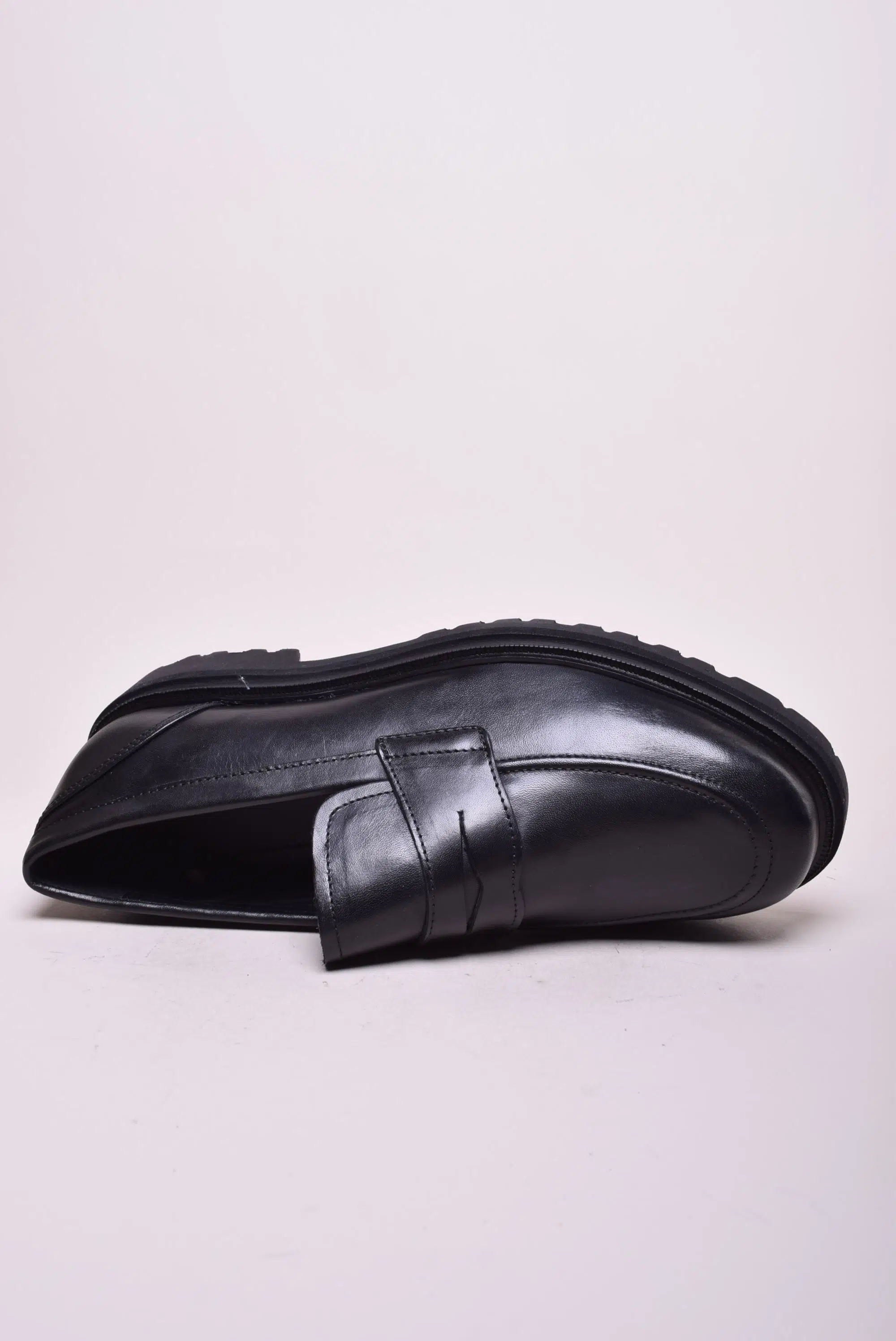 Mocasini barbati  [3]